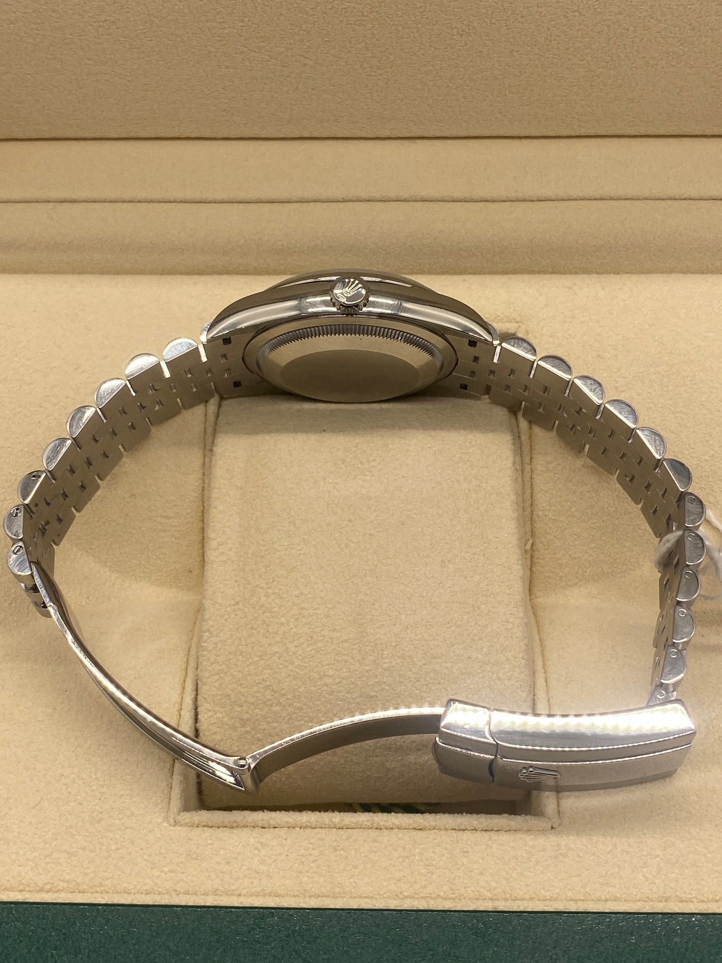 Rolex Datejust 36 - Black  Dial - Ref 126200 - Year 2021