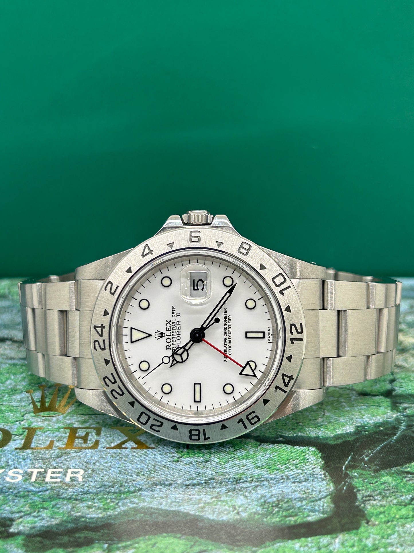 Rolex Explorer II - White Dial - Ref 16570 - Year 1998