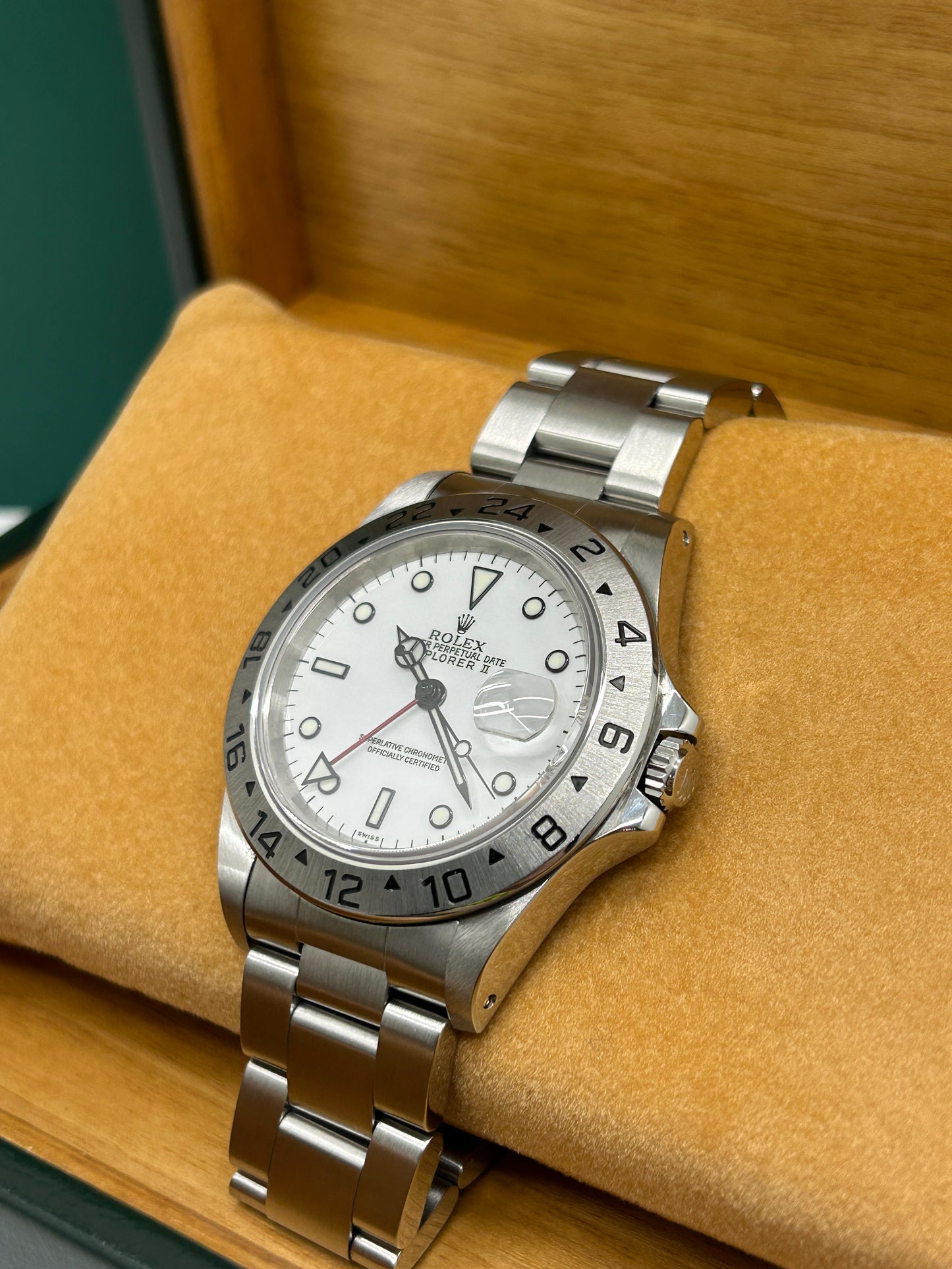 Rolex Explorer II - White Dial - Ref 16570 - Year 1998