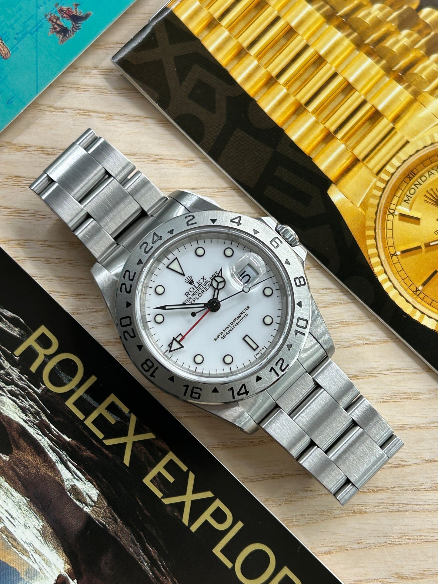 Rolex Explorer II - White Dial - Ref 16570 - Year 1998