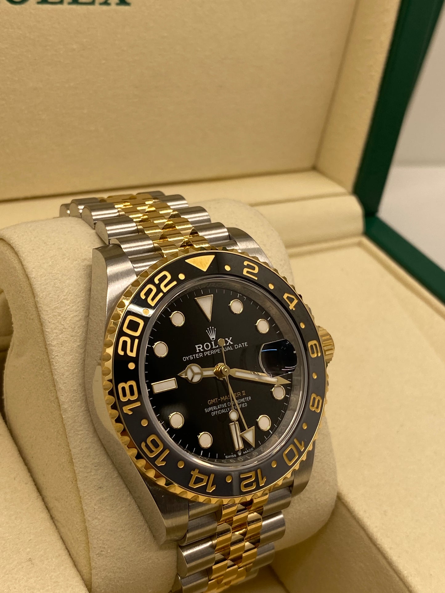 Rolex GMT-Master II - 18Kt Yellow Godl & Steel - Ref 126713GRNR - Year 2024