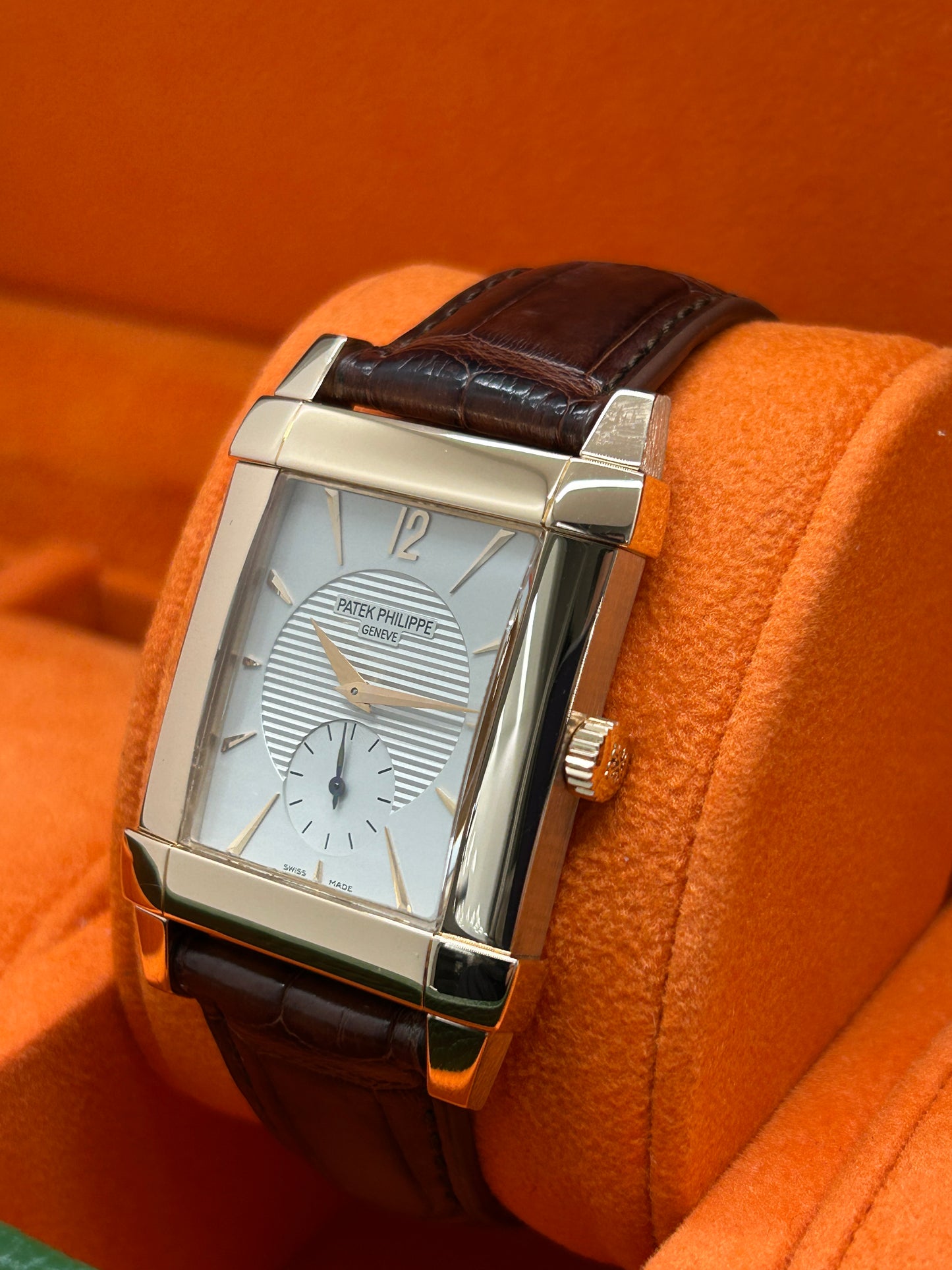 Patek Philippe Gondolo 30mm - 18kt Rose Gold - Ref. 5111R-001 - Official Extract