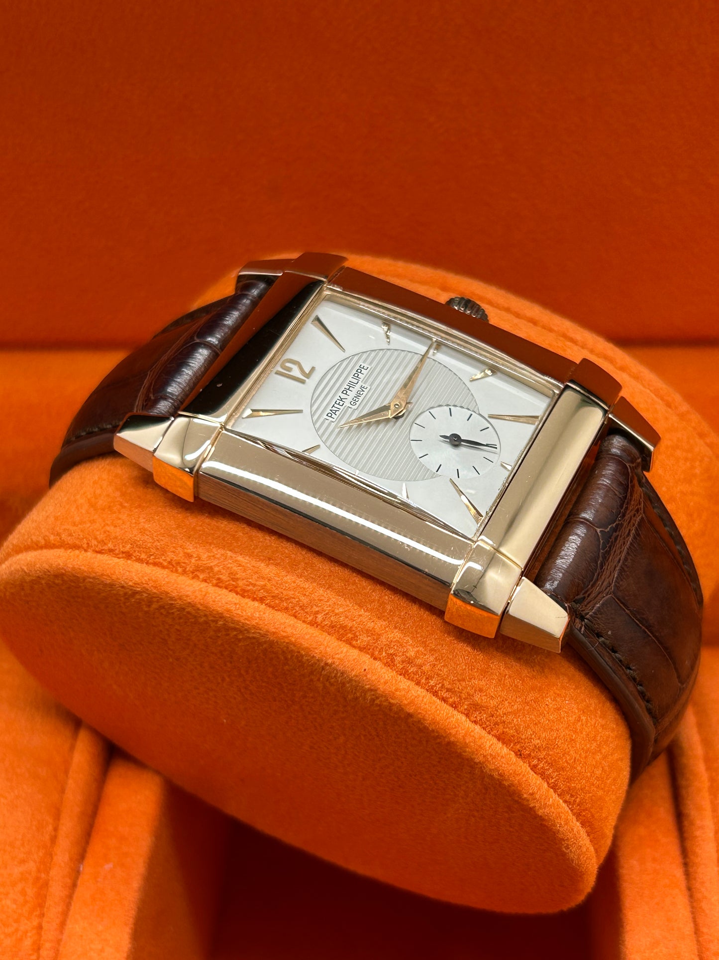 Patek Philippe Gondolo 30mm - 18kt Rose Gold - Ref. 5111R-001 - Official Extract