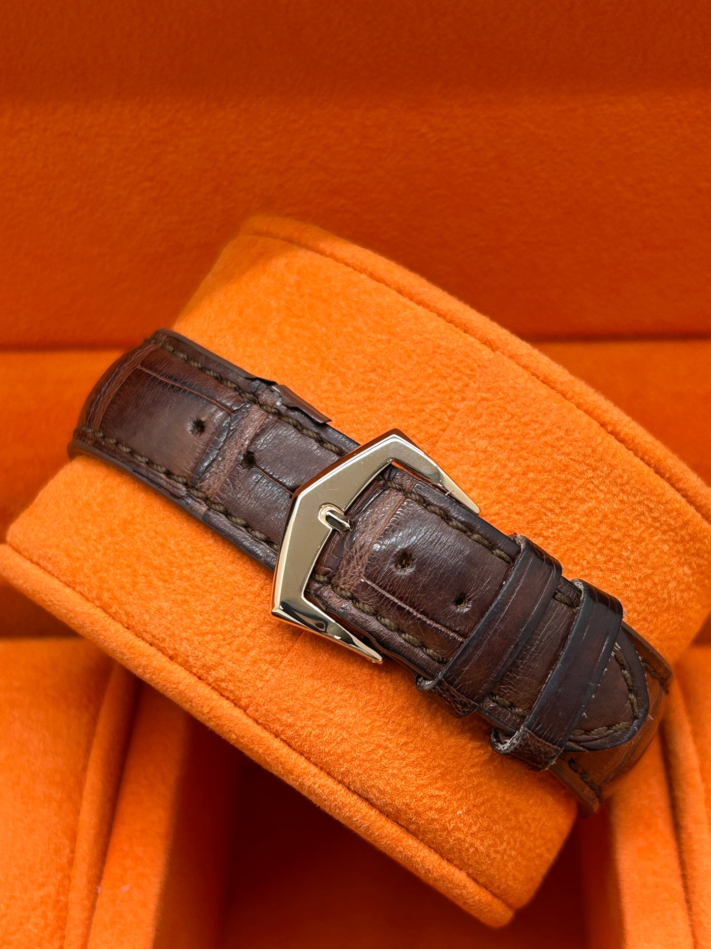 Patek Philippe Gondolo 30mm - 18kt Rose Gold - Ref. 5111R-001 - Official Extract