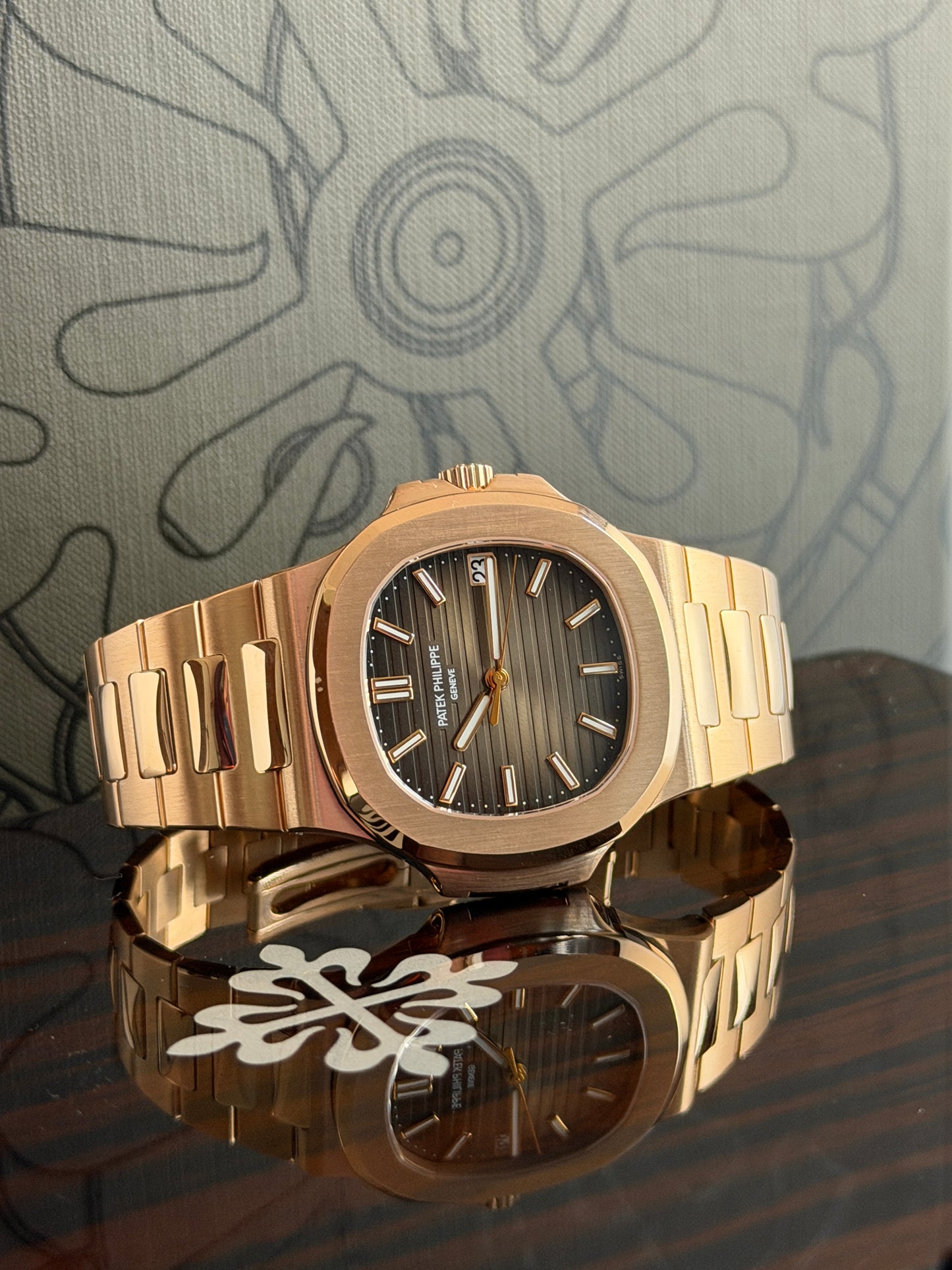Patek Philippe Nautilus 18Kt Rose Gold & Chocolate Dial - Ref 5711/1R-001 - Ref 2016