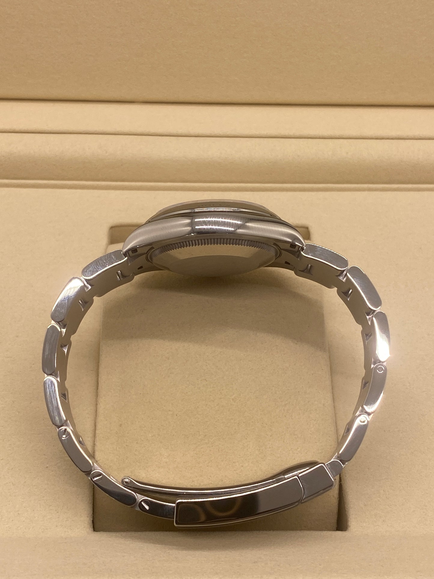 Rolex Oyster Perpetual 31 - Lavander Dial - Ref 277200 - New 2025