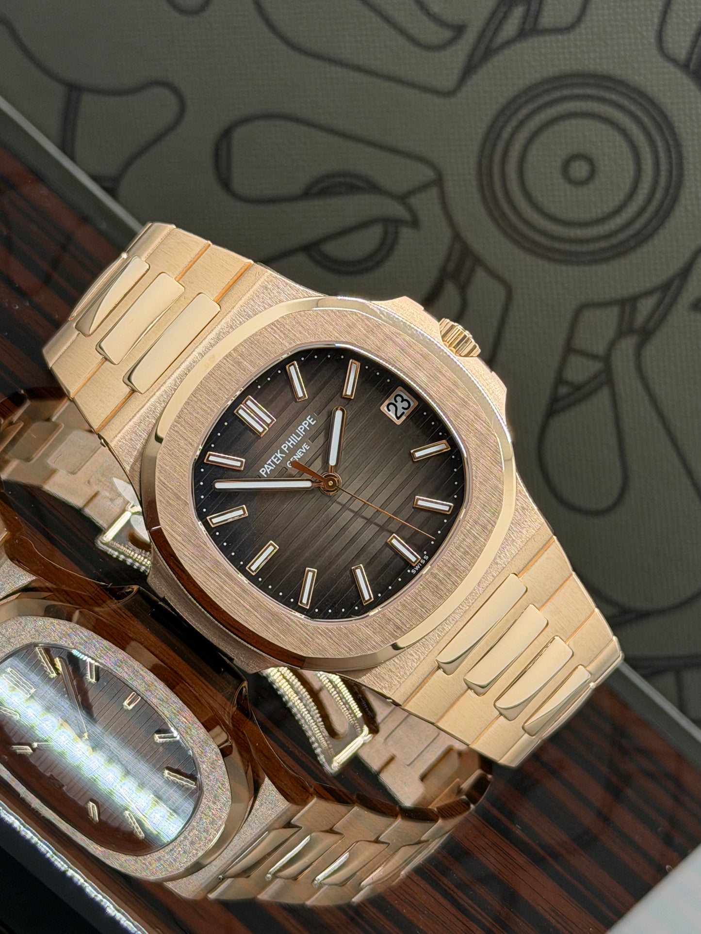 Patek Philippe Nautilus 18Kt Rose Gold & Chocolate Dial - Ref 5711/1R-001 - Ref 2016