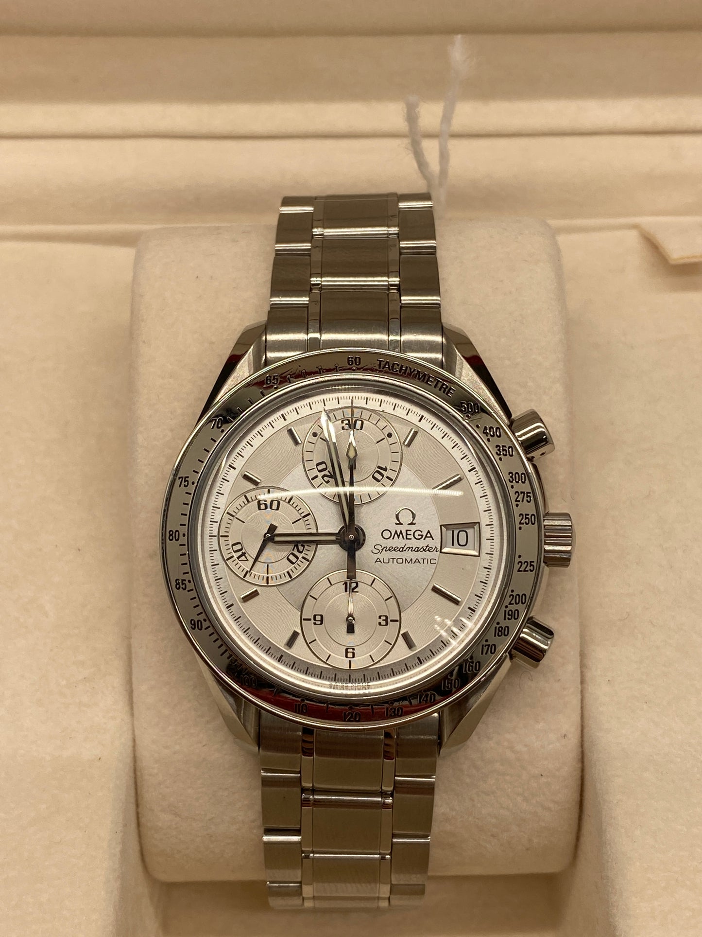 Omega Speedmaster Date - 39mm - Silver Dial - Ref 3513.30.00 - Year 2004