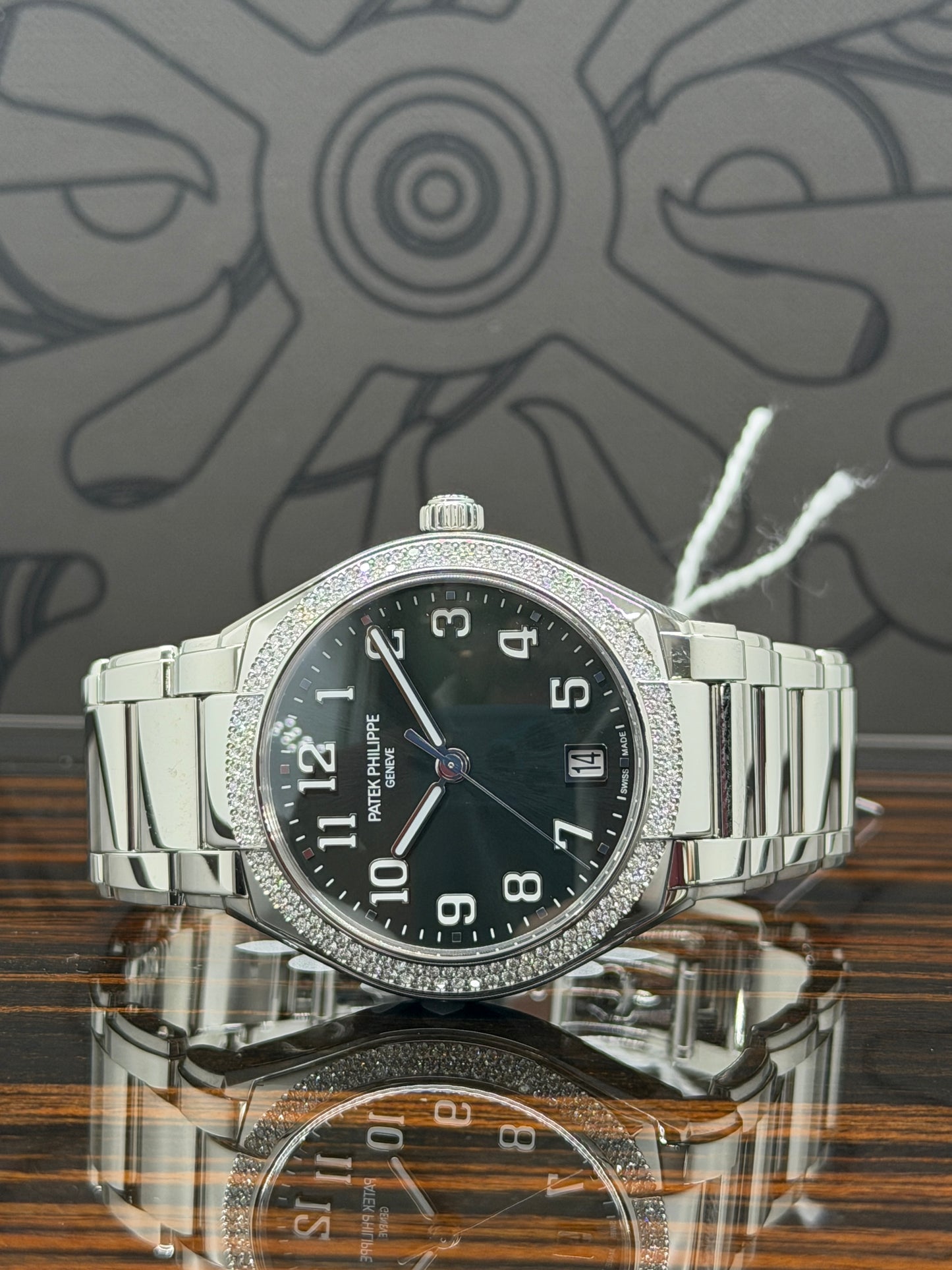 Patek Philippe Twenty~4 Automatic Green Dial - Diamond Bezel - New Year 2026