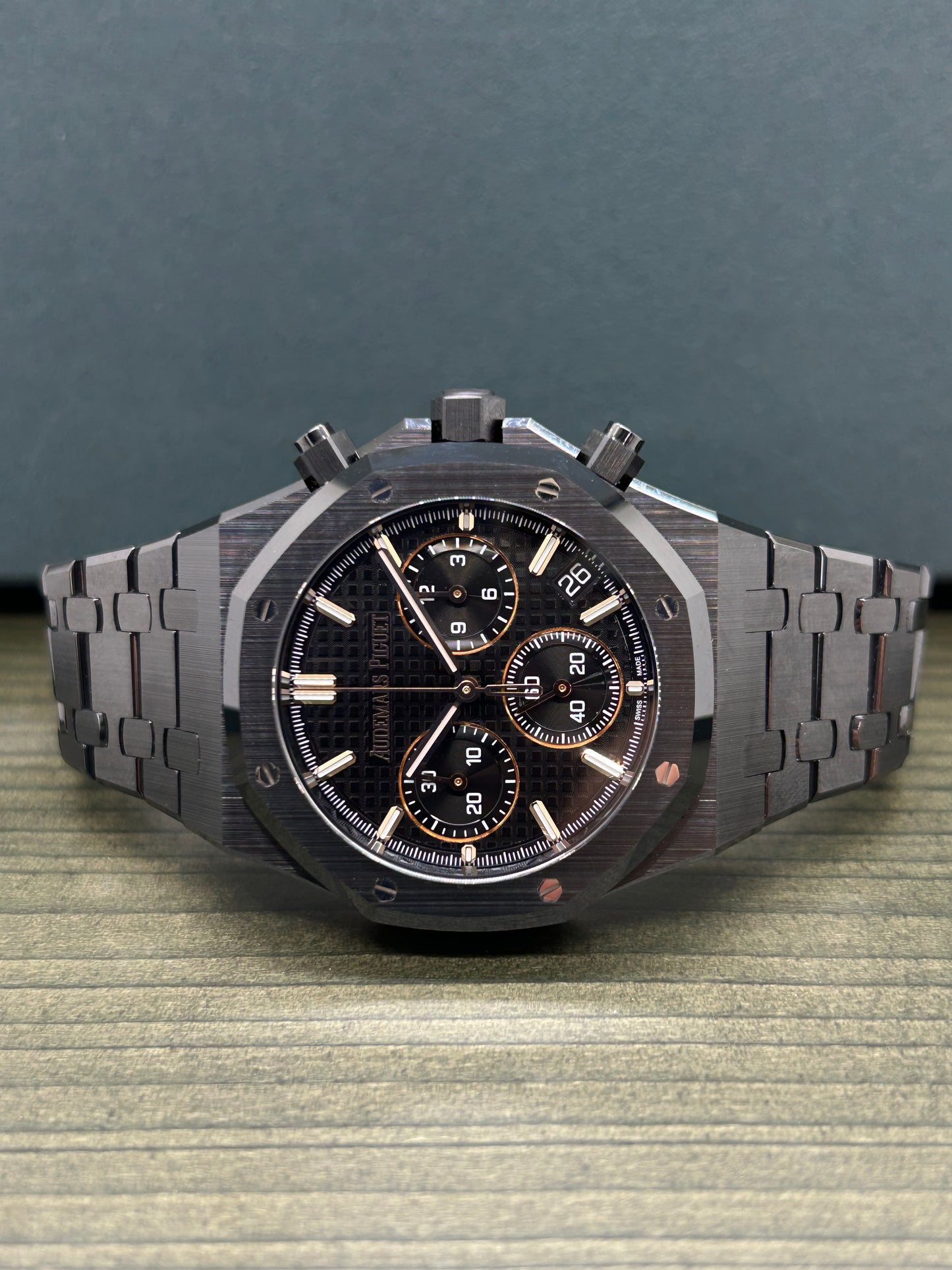 Audemars Piguet Royal Oak Chronograph 41mm - Balck Ceramic Ref. 26240CE.OO.1225CE.02