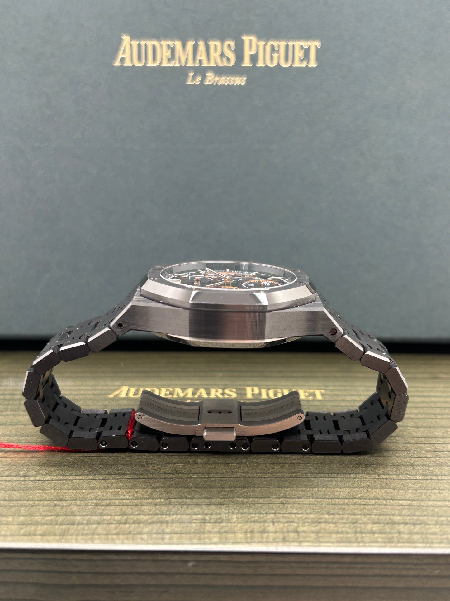 Audemars Piguet Royal Oak Chronograph 41mm - Balck Ceramic Ref. 26240CE.OO.1225CE.02