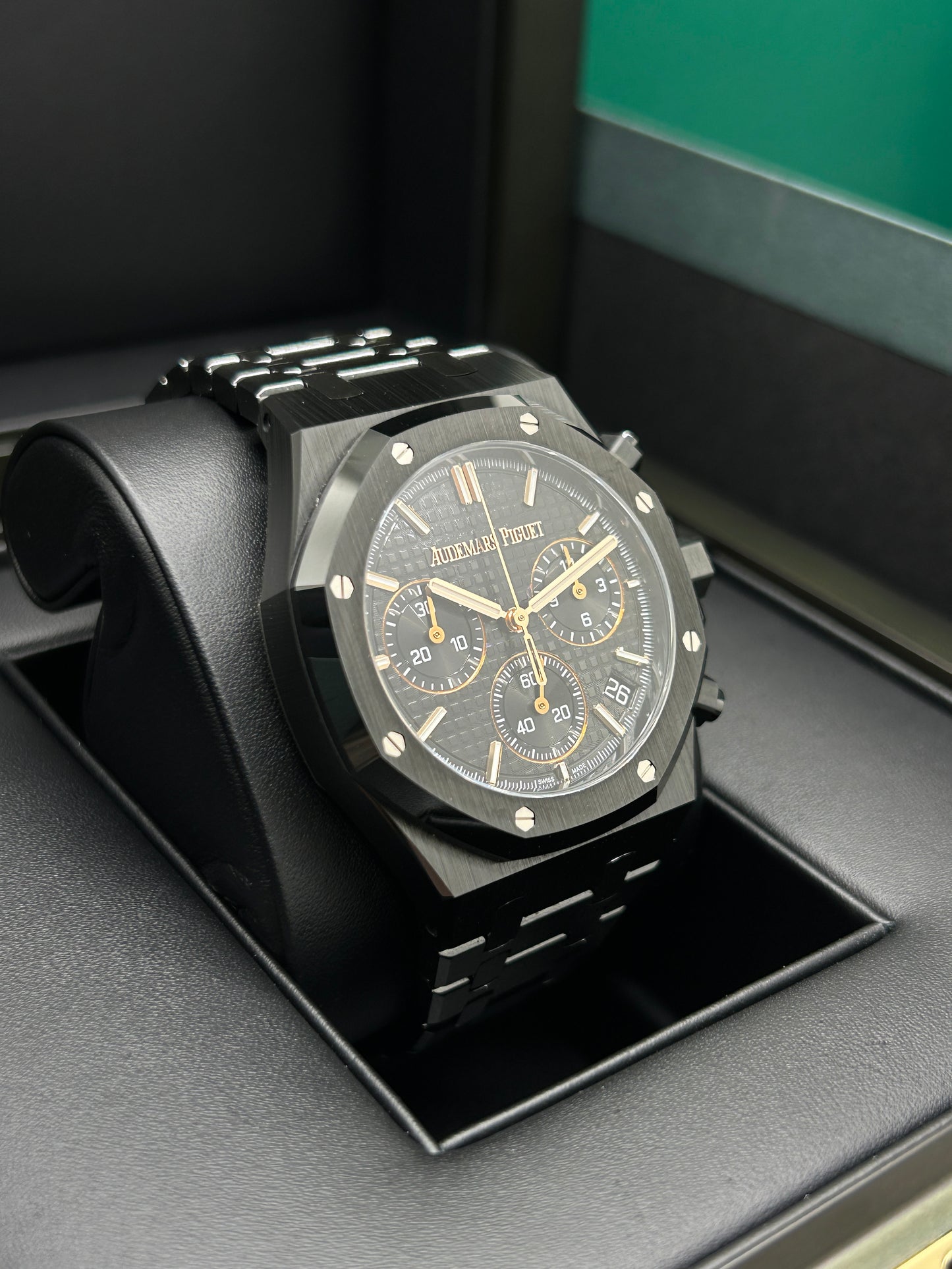 Audemars Piguet Royal Oak Chronograph 41mm - Balck Ceramic Ref. 26240CE.OO.1225CE.02
