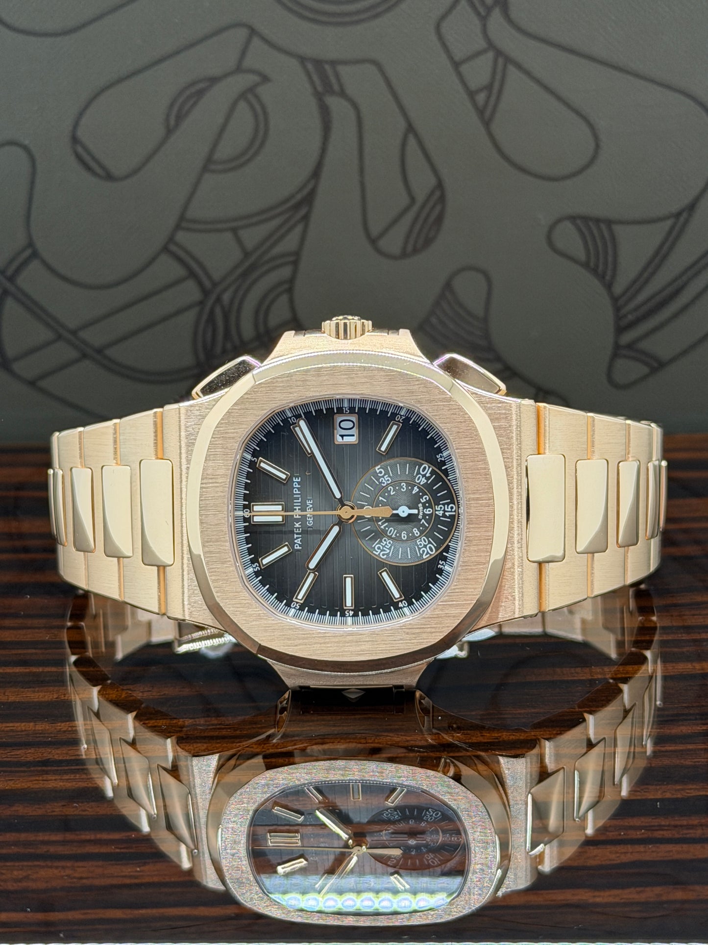 Patek Philippe Nautilus - Ref 5980/1R-001 - Rose Gold - Year 2016