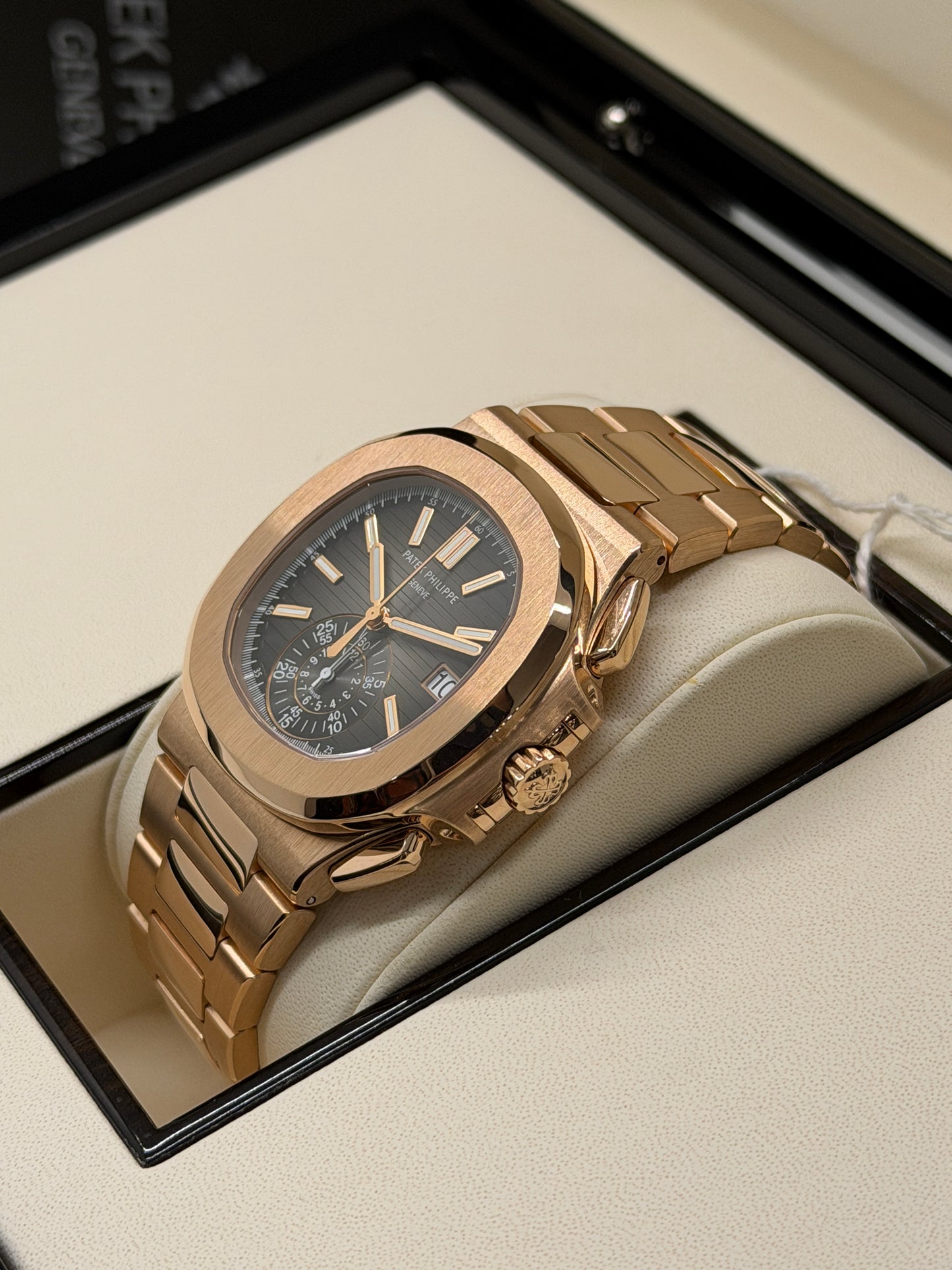 Patek Philippe Nautilus - Ref 5980/1R-001 - Rose Gold - Year 2016