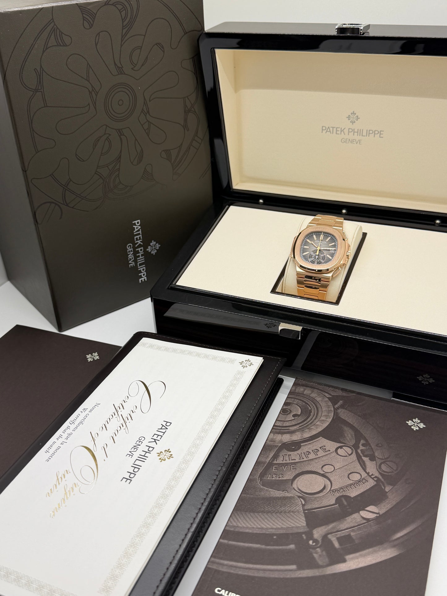 Patek Philippe Nautilus - Ref 5980/1R-001 - Rose Gold - Year 2016