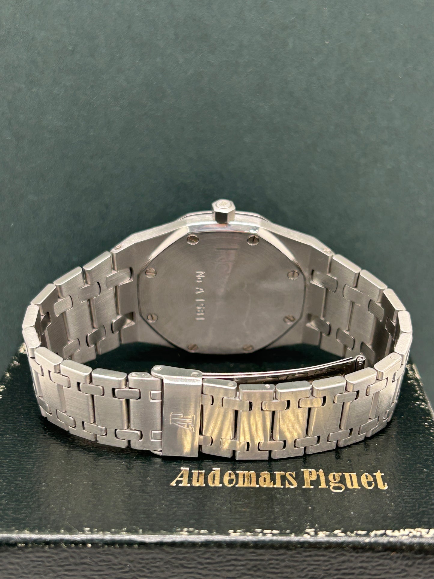 Audemars Piguet Royal Oak Jumbo 39mm Ref 5402ST - Year 1974 - AP Extract + Official Service