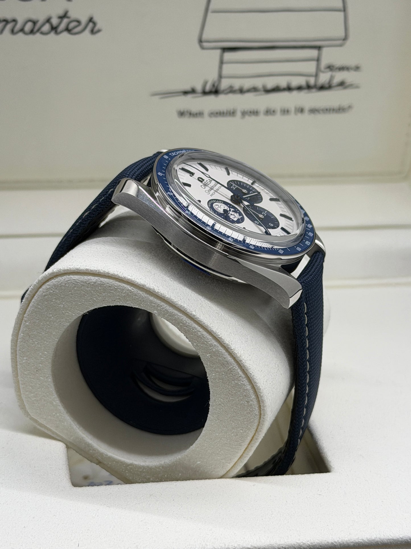 Omega Speedmaster Professional Moonwatch 'Silver Snoopy Award' - New 2026 310.32.42.50.02.001
