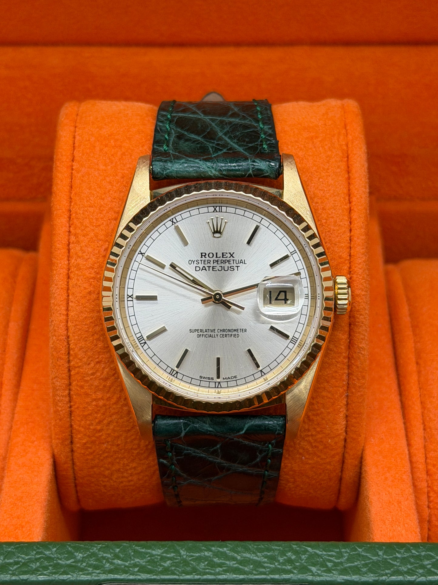 Rolex Datejust 36 - 18Kt Yellow Gold - Champagne Dial Ref 16238