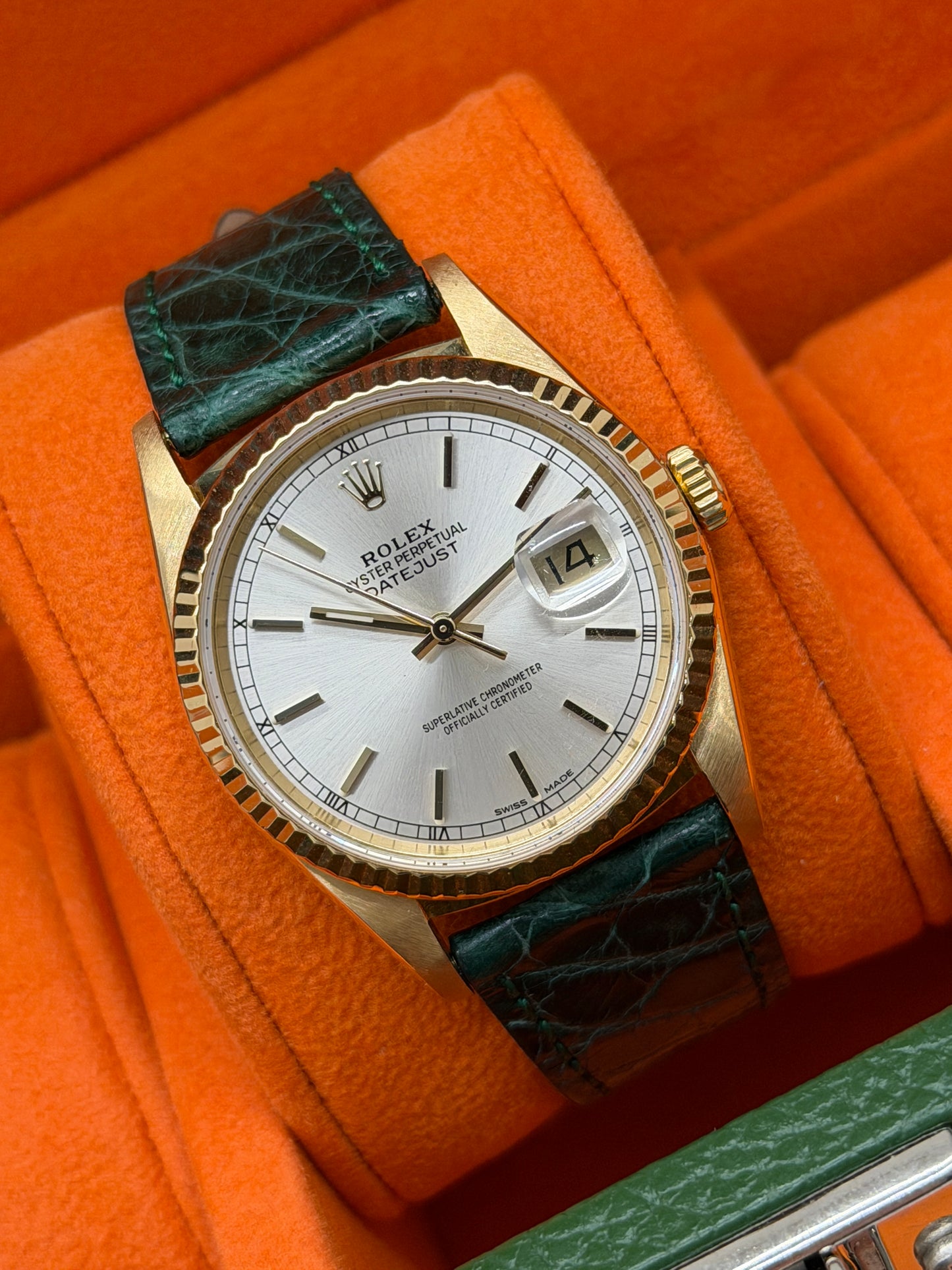 Rolex Datejust 36 - 18Kt Yellow Gold - Champagne Dial Ref 16238