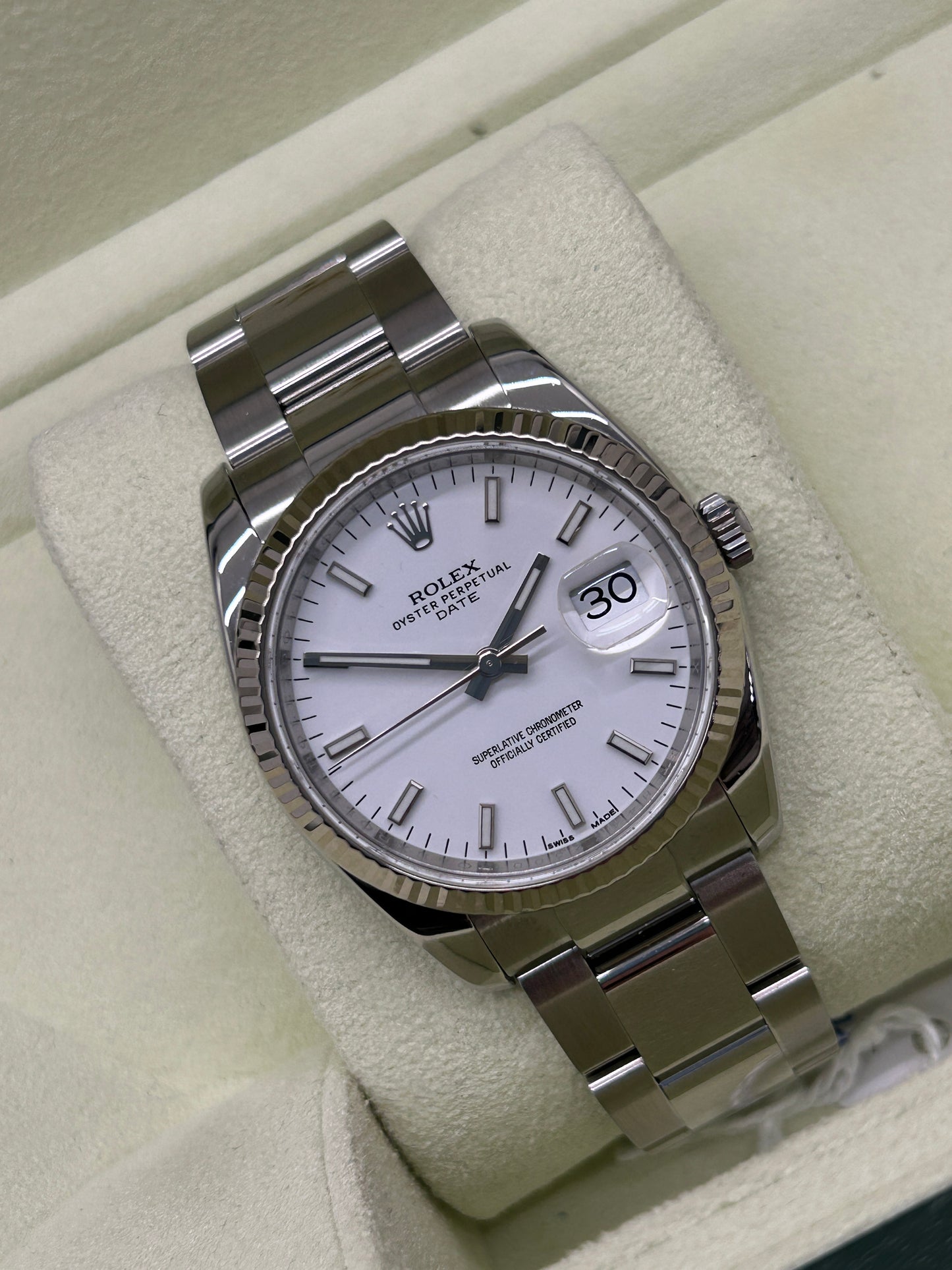 Rolex Oyster Perpetual Date 34mm - White Dial - Ref. 115234 - Year 2019