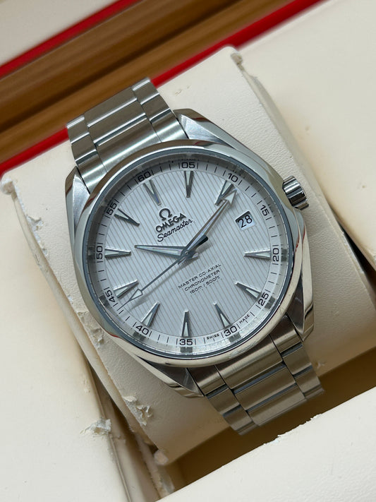 Omega Seamaster Aqua Terra Ref.231.10.42.21.02.003 - Argentee Dial - Year 2016