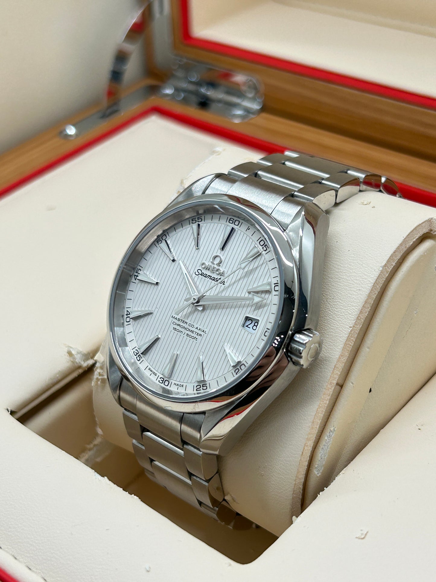 Omega Seamaster Aqua Terra Ref.231.10.42.21.02.003 - Argentee Dial - Year 2016