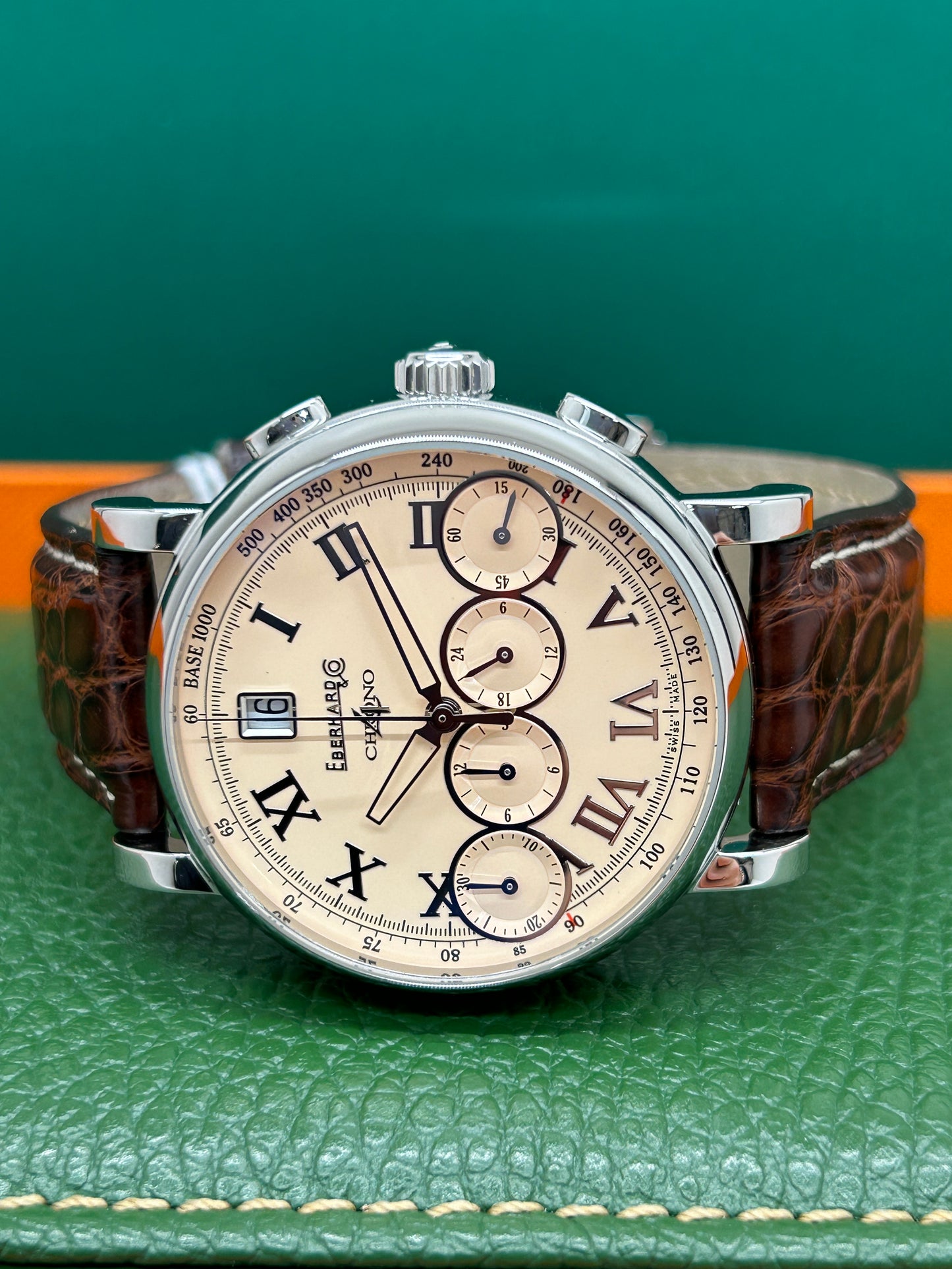 Eberhard & Co. Chrono 4 Ref.31142 - Salmon Dial - 40mm