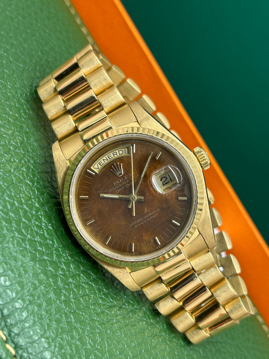 Rolex Day-Date 36 - 18Kt Yellow Gold - Brown Wood Dial - Circa 1979