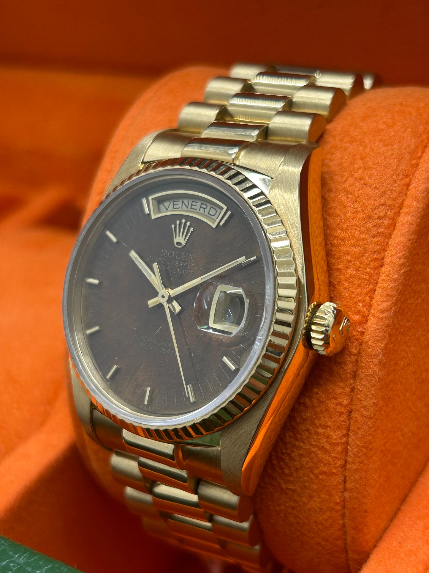 Rolex Day-Date 36 - 18Kt Yellow Gold - Brown Wood Dial - Circa 1979