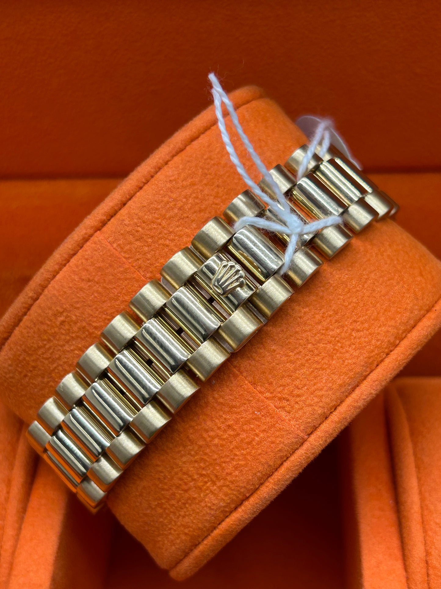 Rolex Day-Date 36 - 18Kt Yellow Gold - Brown Wood Dial - Circa 1979