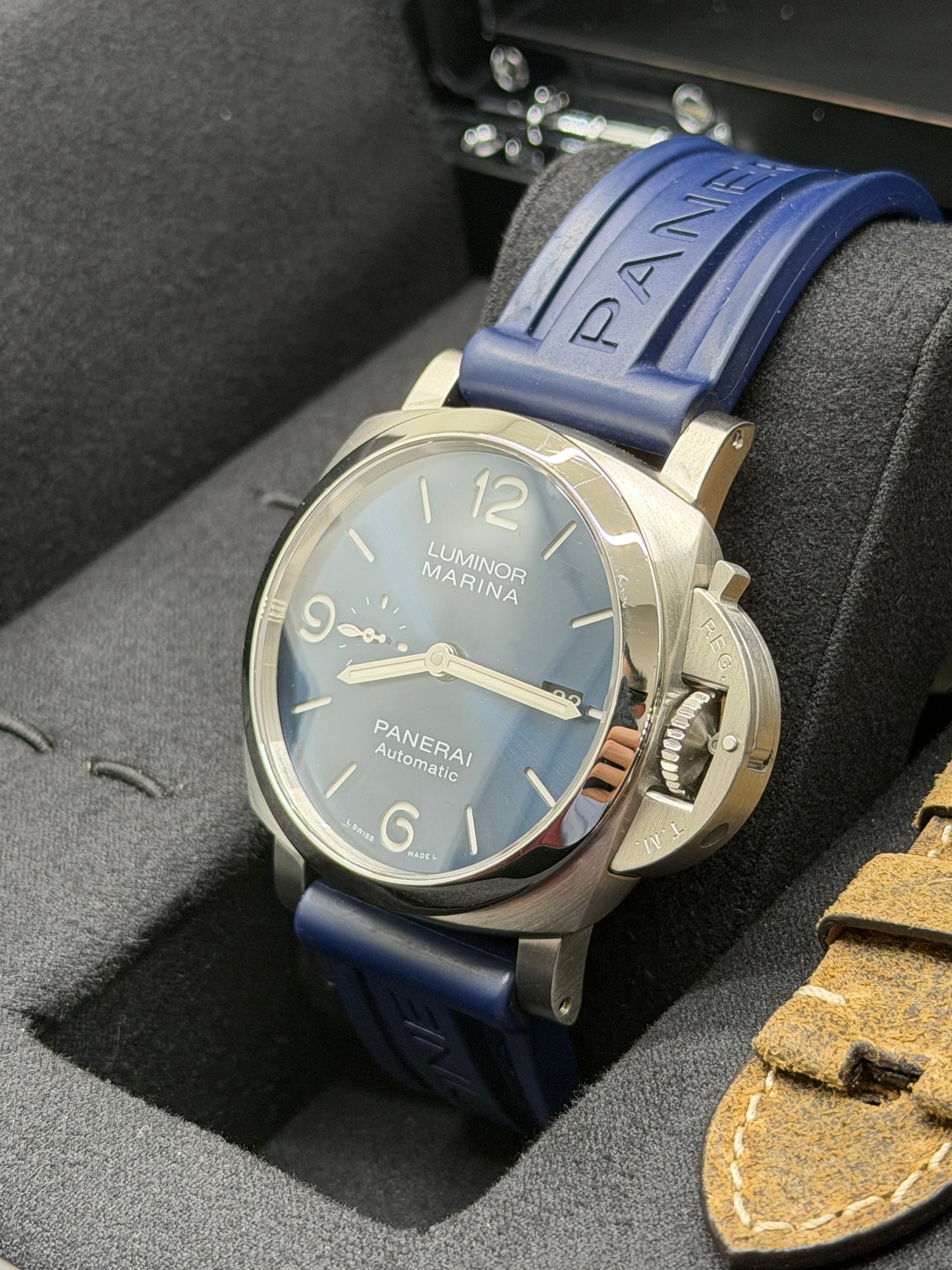 Panerai Luminor Marina Automatic 44 - Automatic - Blue Dial Ref PAM01313 - Year 2021