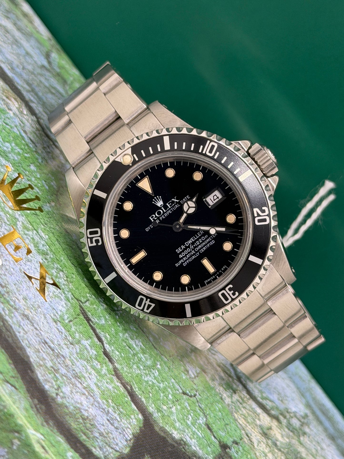 Rolex Sea-Dweller 4000 Ref.16600 - Year 1991