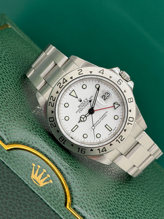 Rolex Explorer II Polar White Dial Ref 16570 - Year 2002