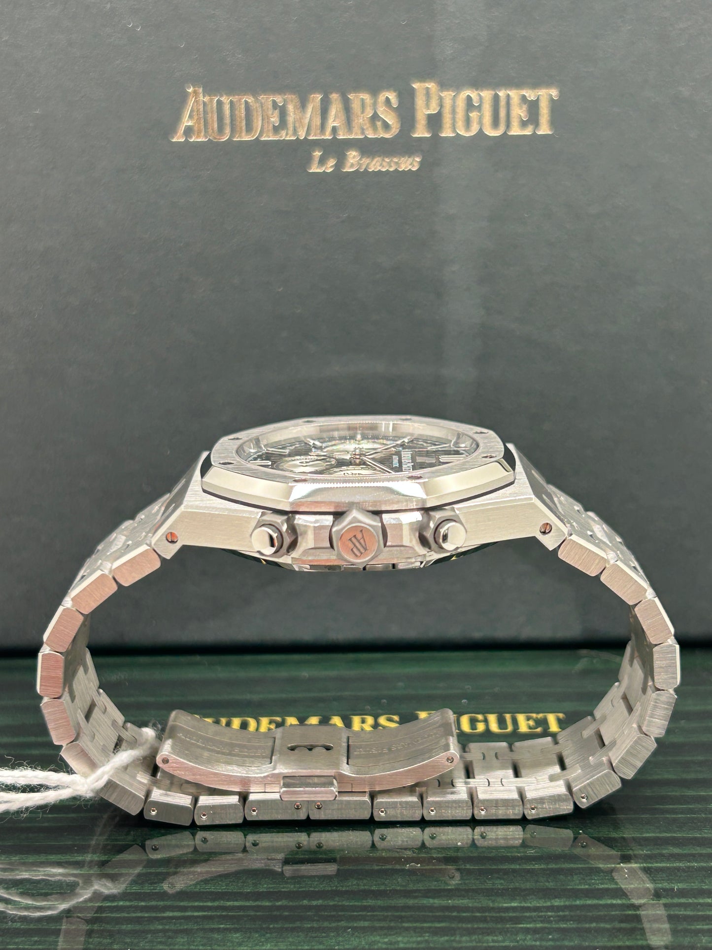 Audemars Piguet Royal Oak Chronograph 41mm - Black Dial - Ref. 26331ST.OO.1220ST.02