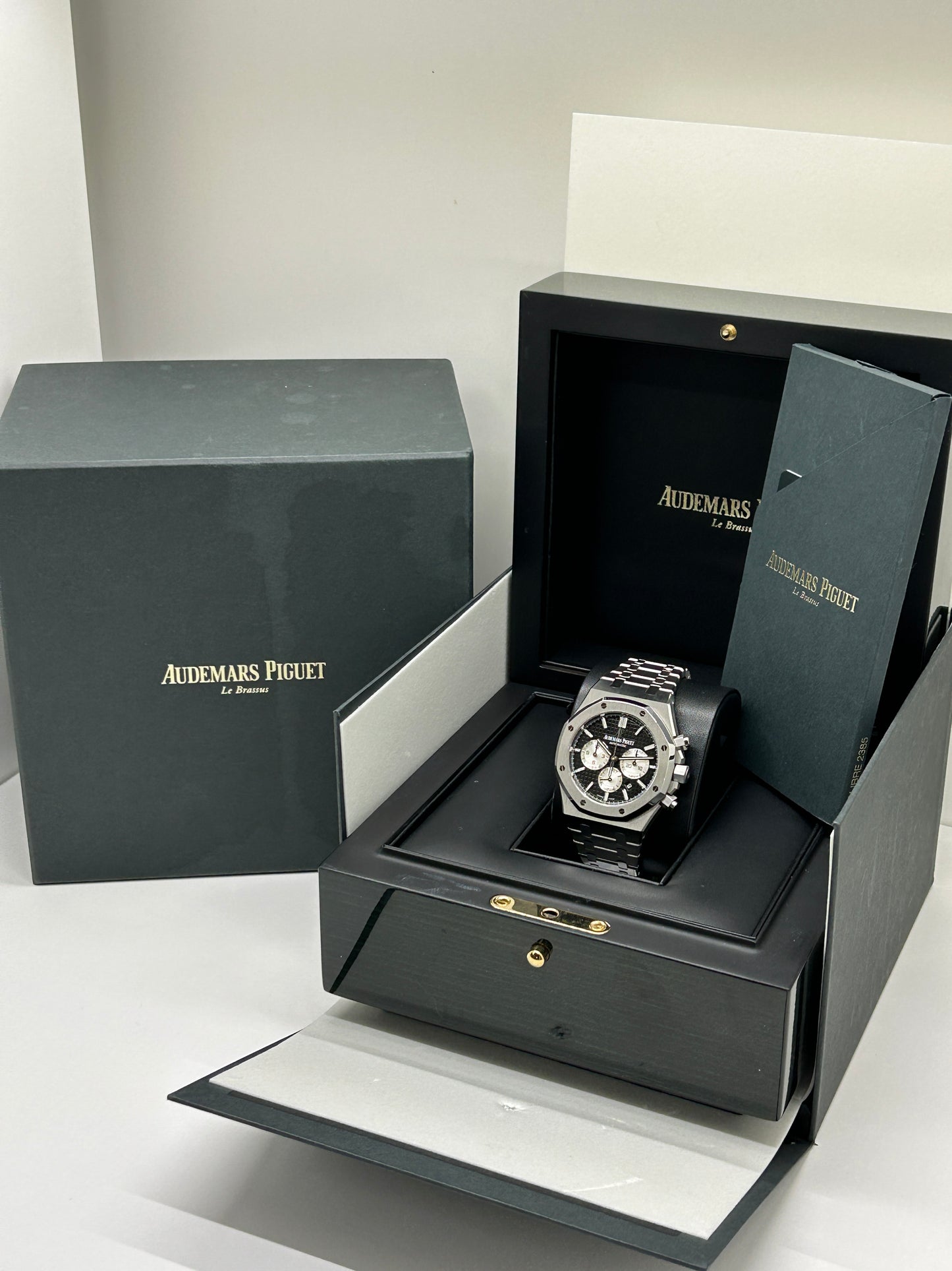 Audemars Piguet Royal Oak Chronograph 41mm - Black Dial - Ref. 26331ST.OO.1220ST.02