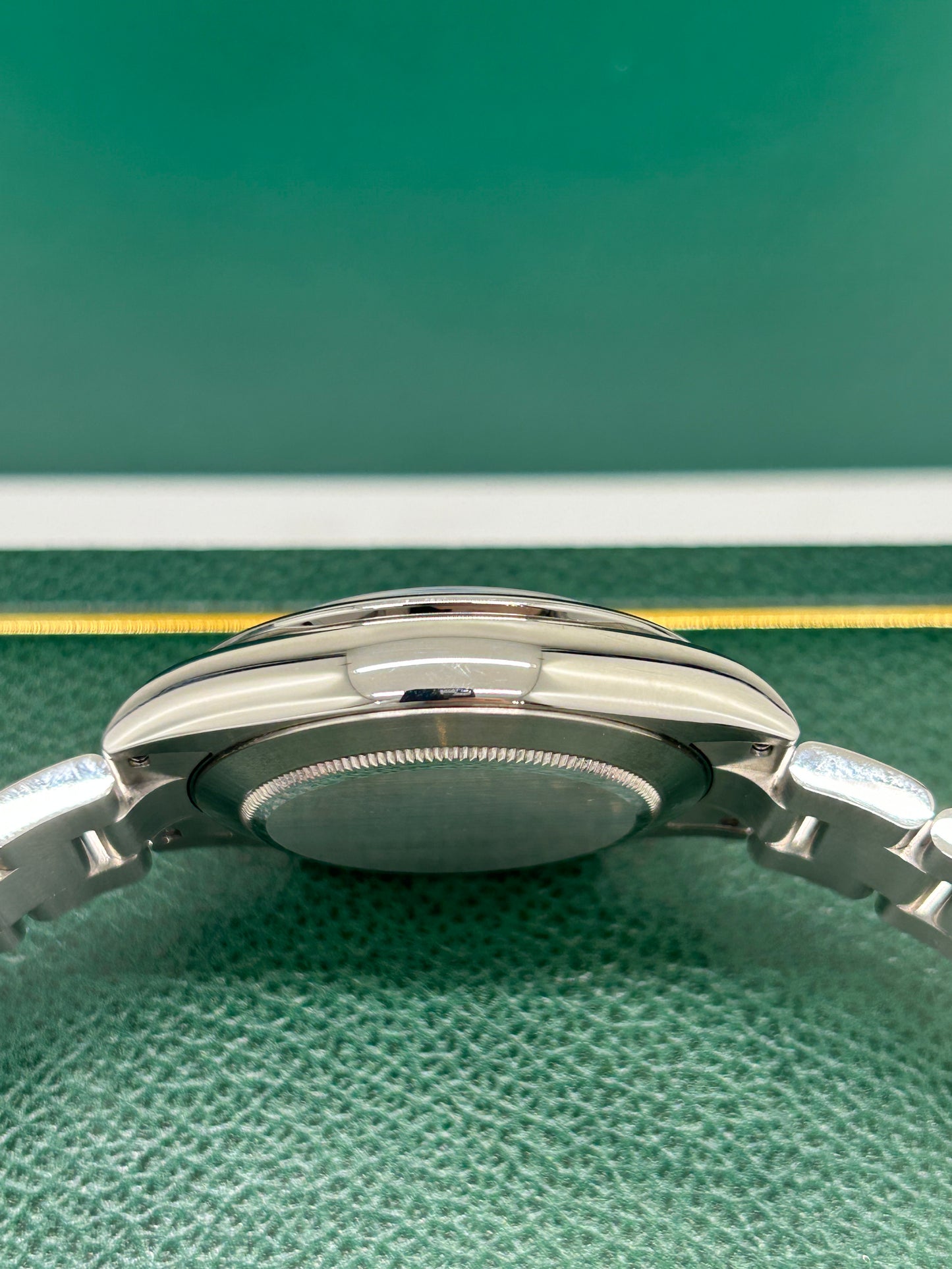 Rolex Daytona - Black Dial - Ref 116520 - Never Polished - Ser K - Year 2002