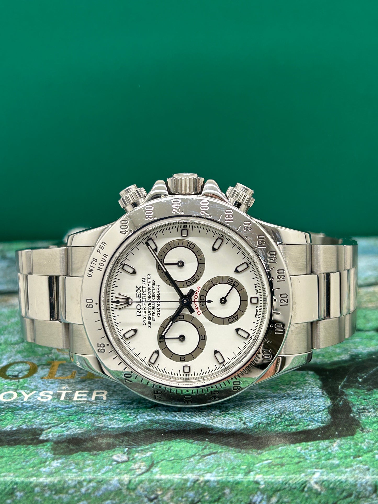 Rolex Daytona - Cream Dial - P76 Serial - Ref 116520 - Year 2002