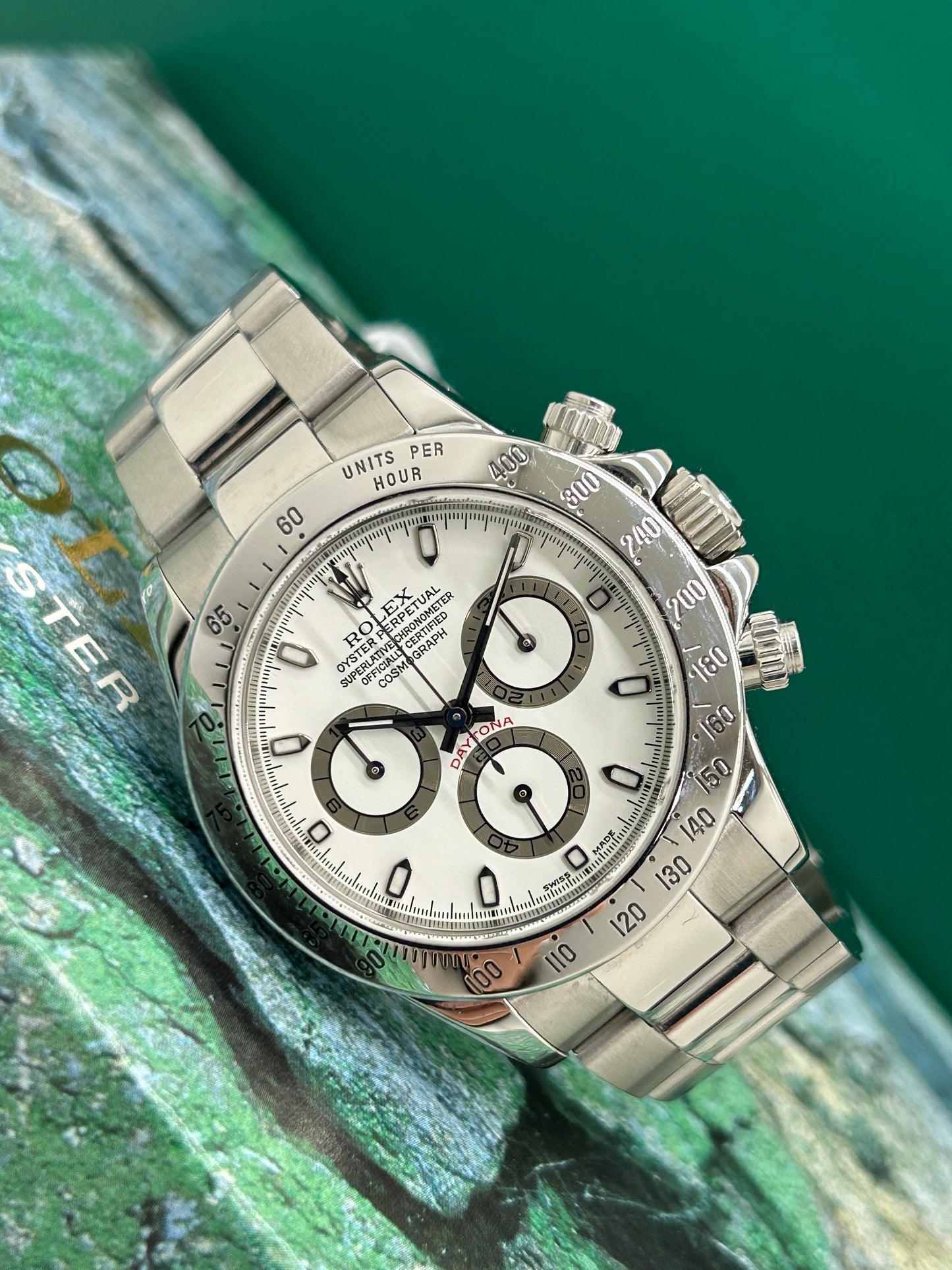 Rolex Daytona - Cream Dial - P76 Serial - Ref 116520 - Year 2002