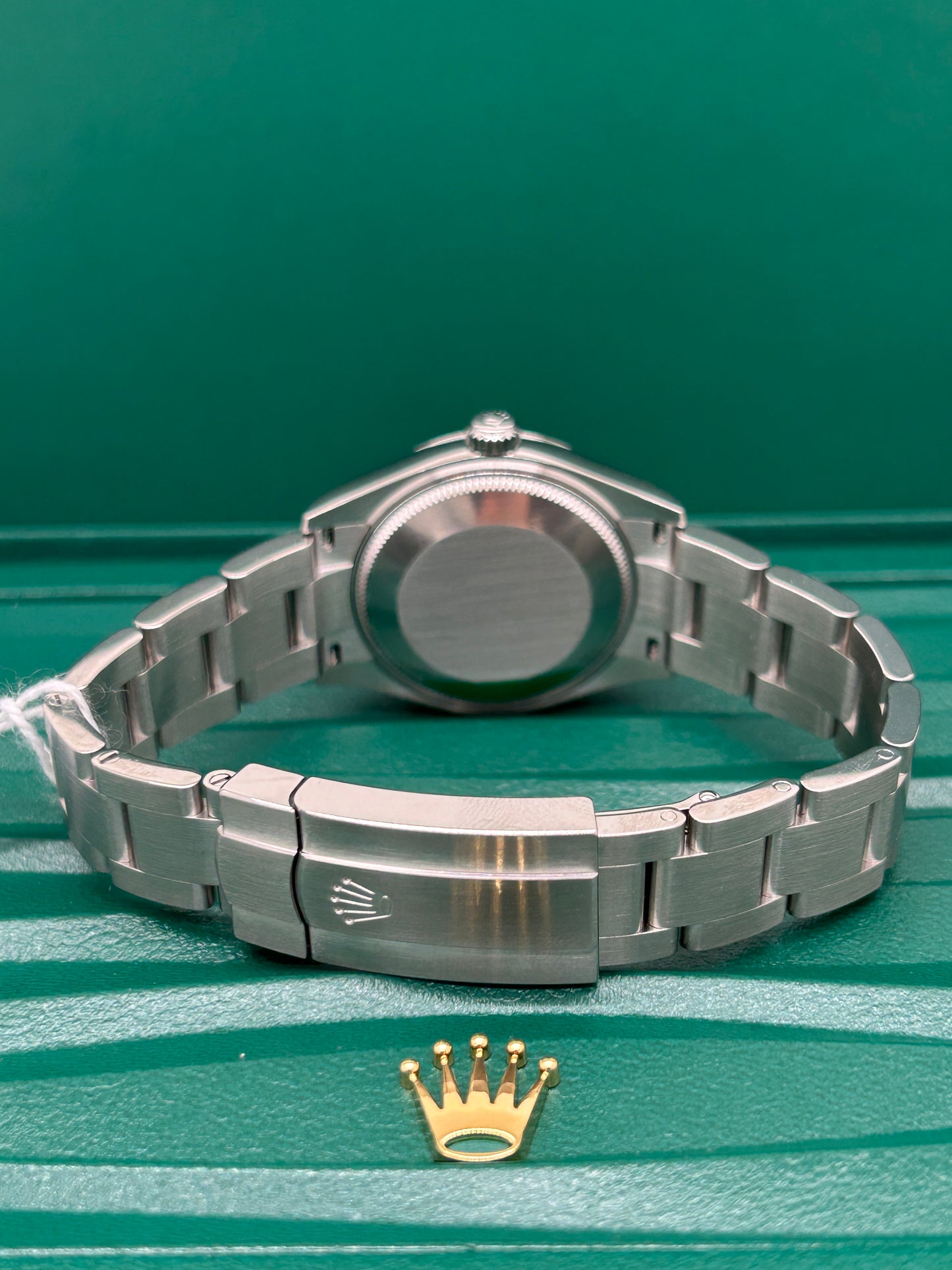 Rolex Oyster Perpetual 34 Candy Ref 124200 - New 2025