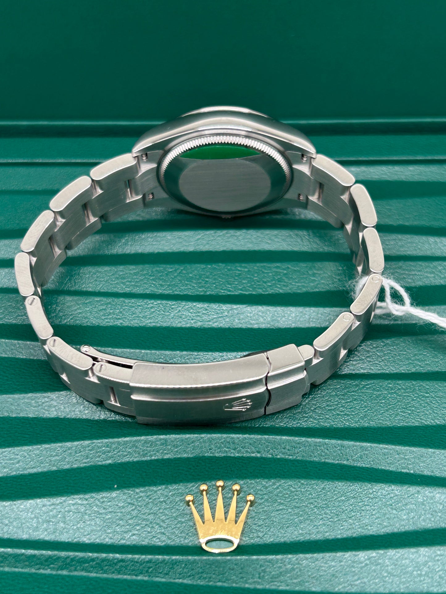 Rolex Oyster Perpetual 34 Candy Ref 124200 - New 2025