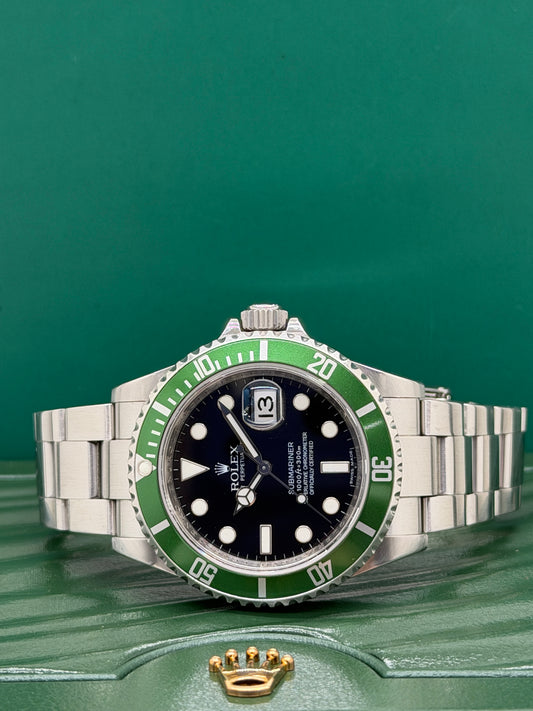 Rolex Submariner Date "Kermit" - RRR Card - Never Polished Ref 16610LV - Year 2011