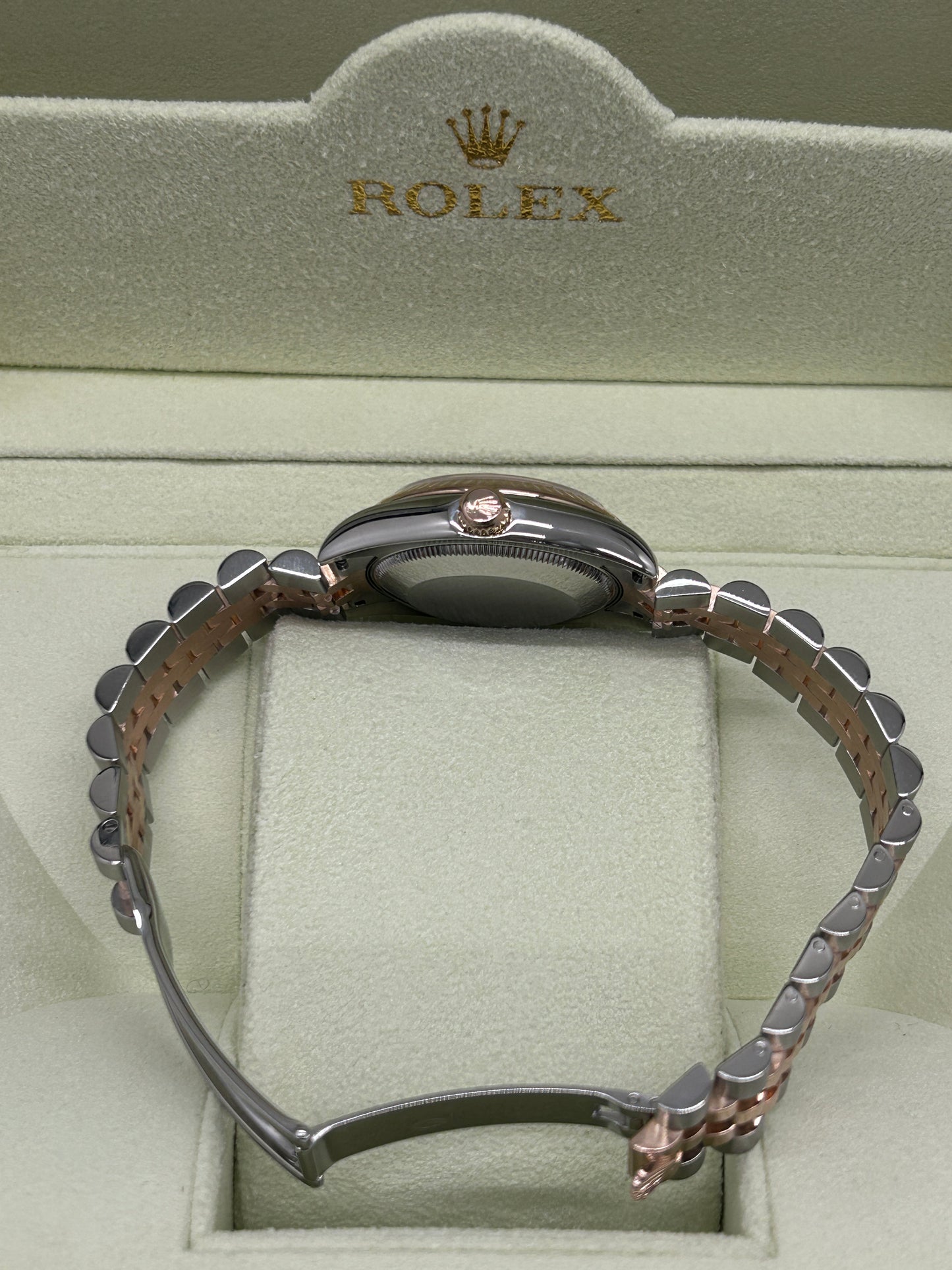 Rolex Datejust 31 - 18Kt Rose Gold - Black Diamond Dial - Ref 178271 - Year 2009