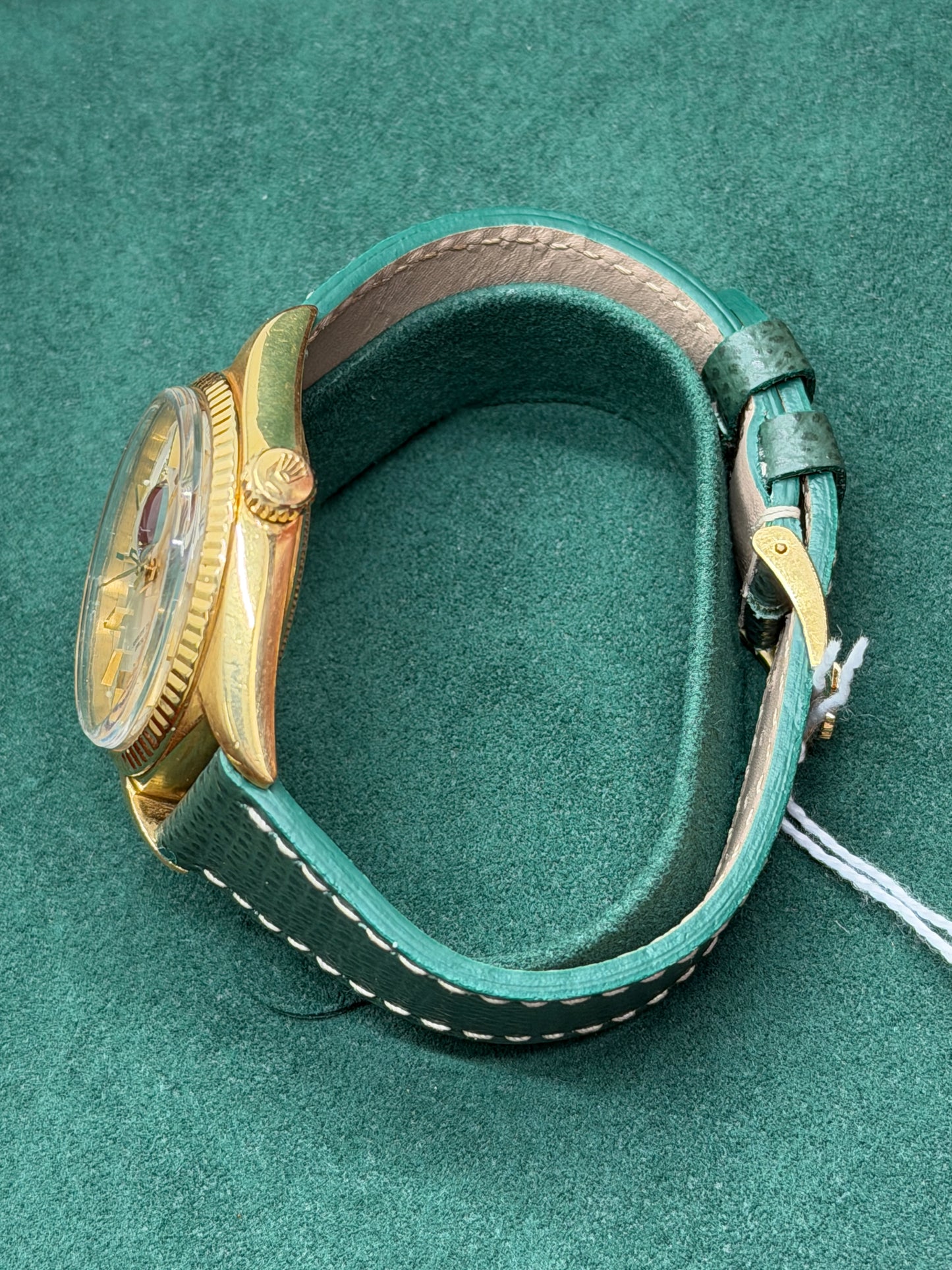 Rolex Day-Date 36 18Kt Yellow Gold - Champagne Dial Ref 1803 - Year 1968 - Original Papers