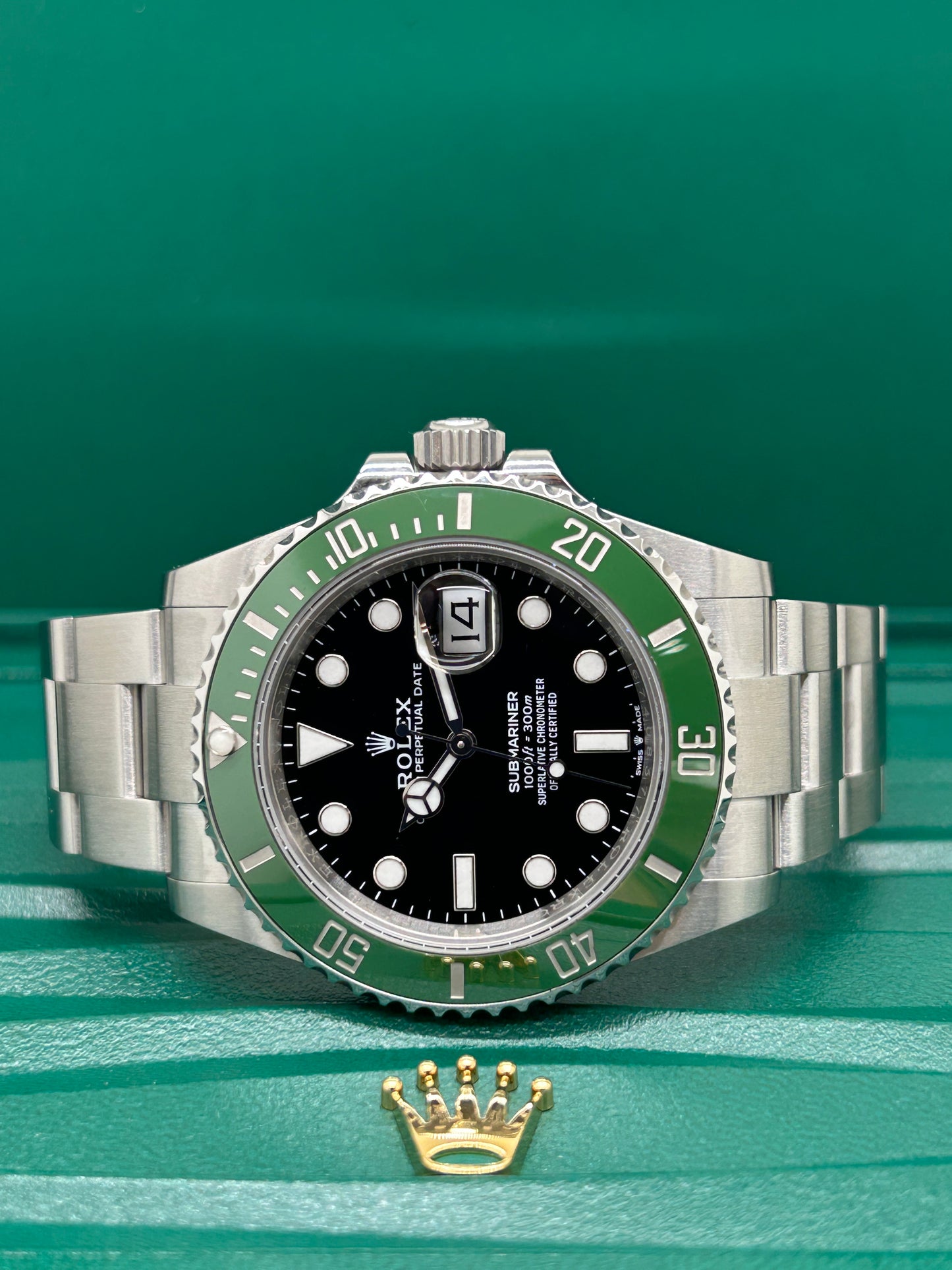 Rolex Submariner Date "Starbucks" Ref 126610LV - Year 2025