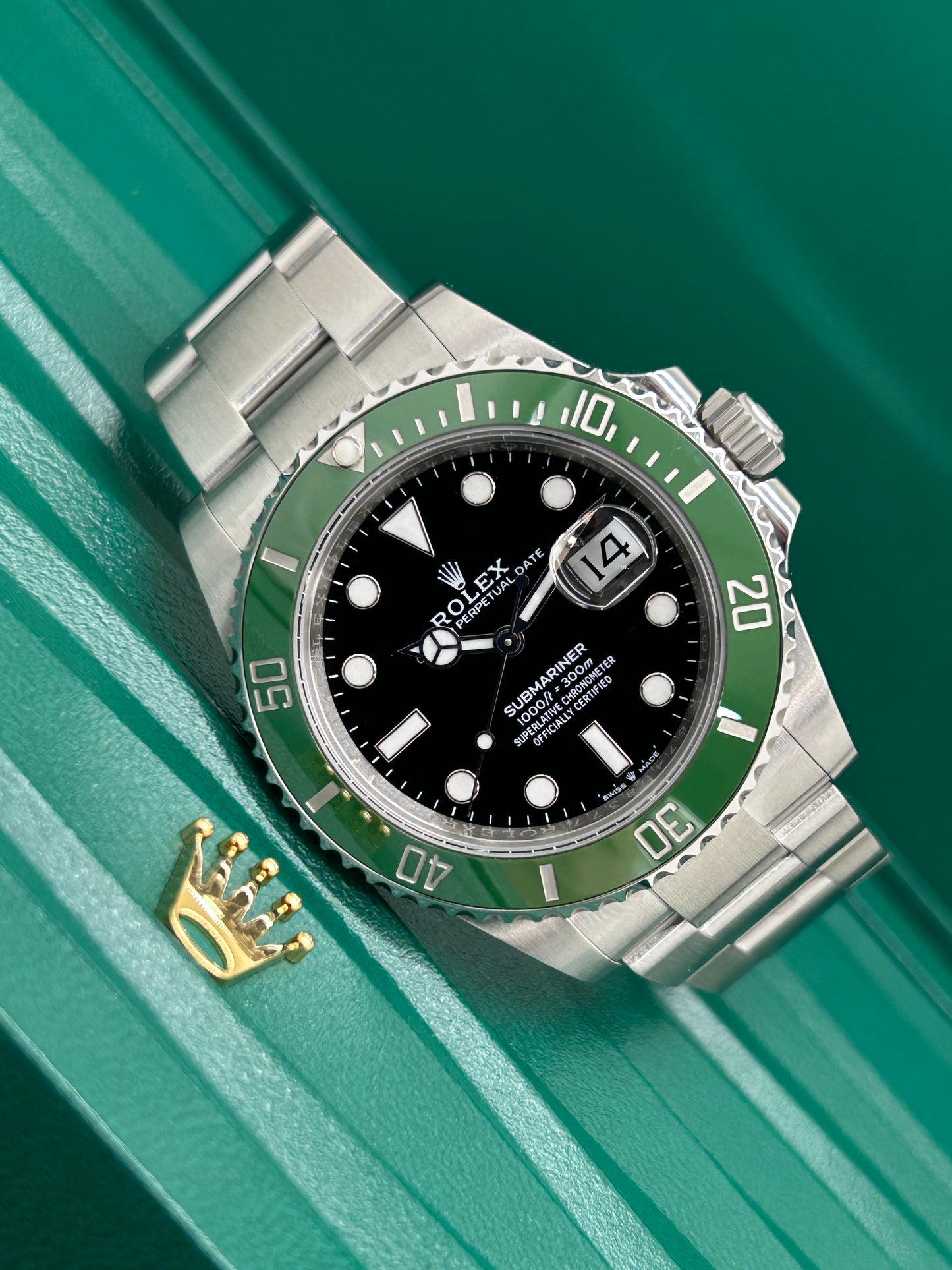 Rolex Submariner Date "Starbucks" Ref 126610LV - Year 2025