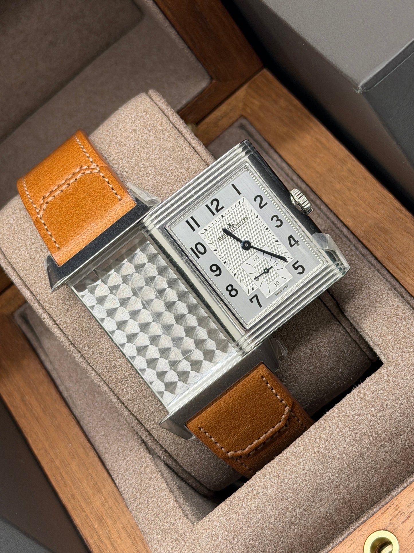 Jaeger-LeCoultre Reverso Duoface Classic Duoface Small Reverso Seconds - Black/White Dial Ref Q3848423 - New Stickers 2026
