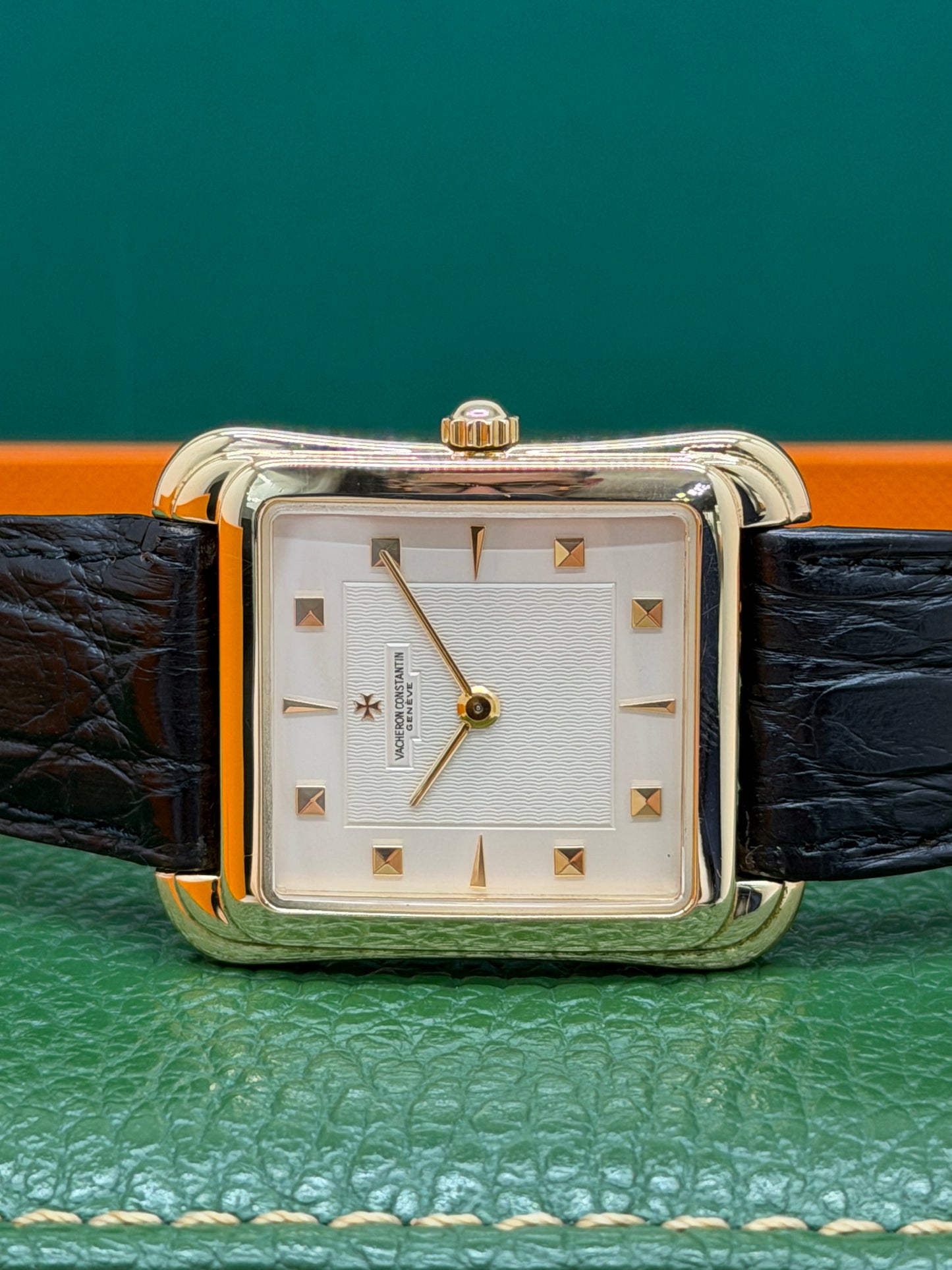 Vacheron Constantin Toledo Ref.31100 - 26mm x 26mm - 18Kt Yellow Gold