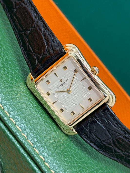 Vacheron Constantin Toledo Ref.31100 - 26mm x 26mm - 18Kt Yellow Gold