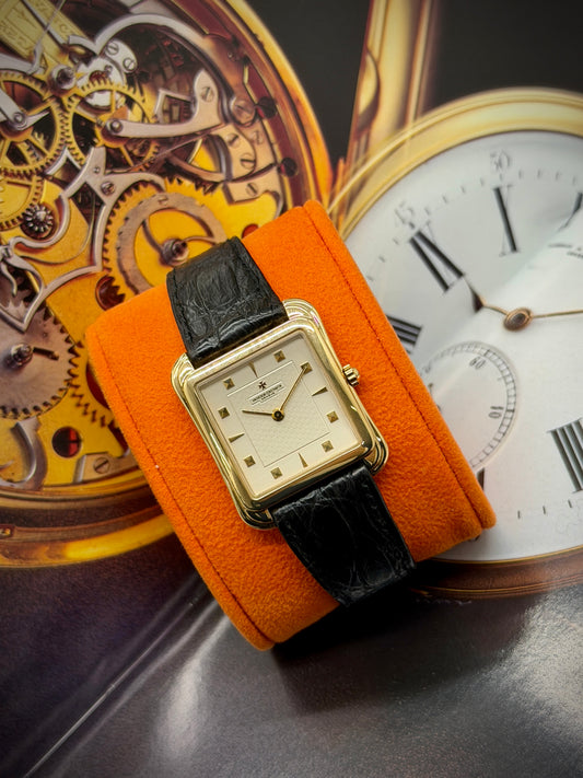 Vacheron Constantin Toledo Ref.31100 - 26mm x 26mm - 18Kt Yellow Gold
