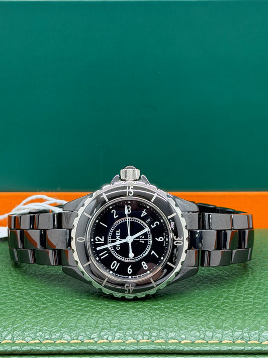 Chanel J12 34mm - Black Ceramic - Ref.H0682 - Quartz